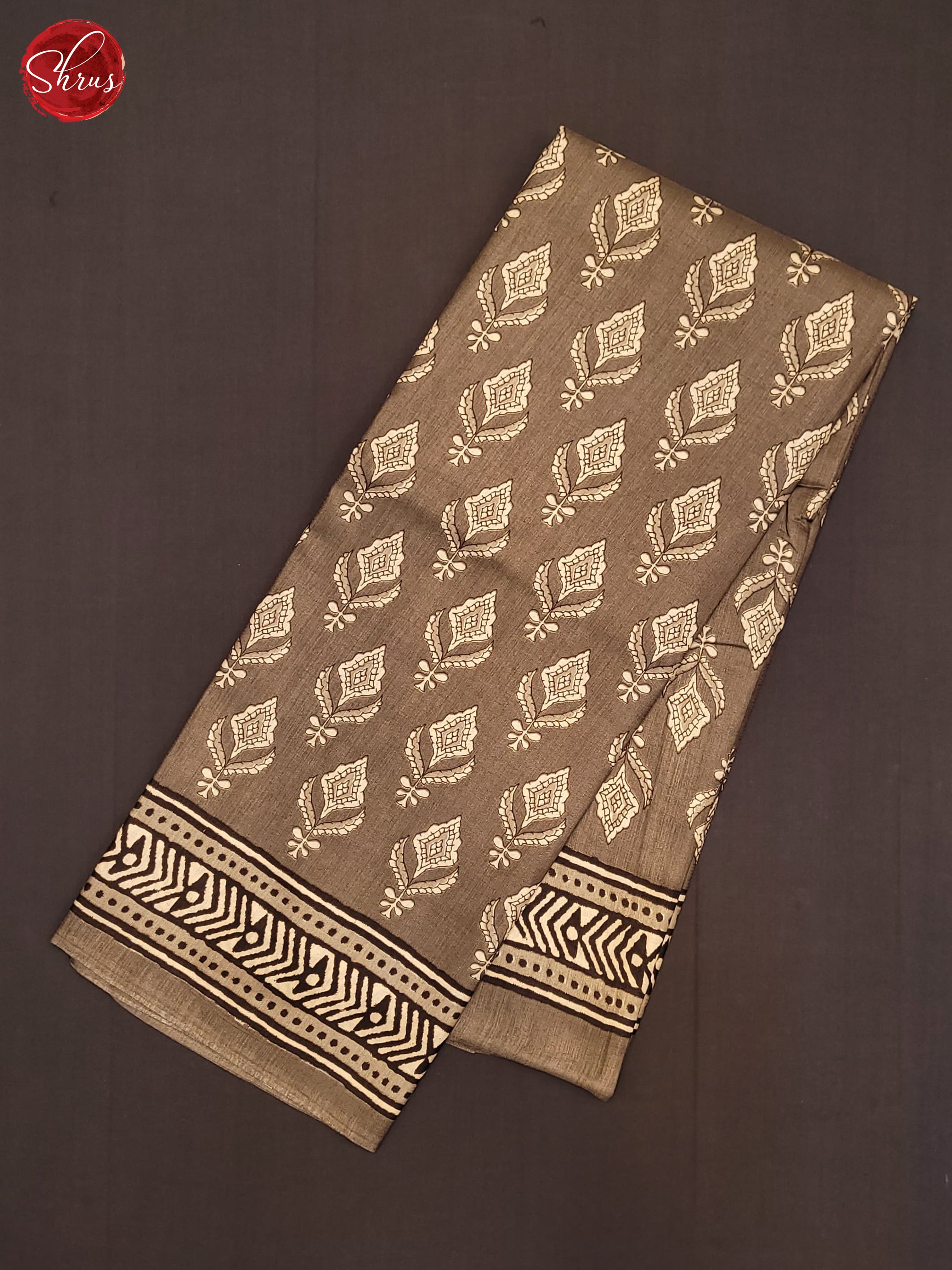 Grey(Single Tone) - Semi Crepe Saree - Shop on ShrusEternity.com