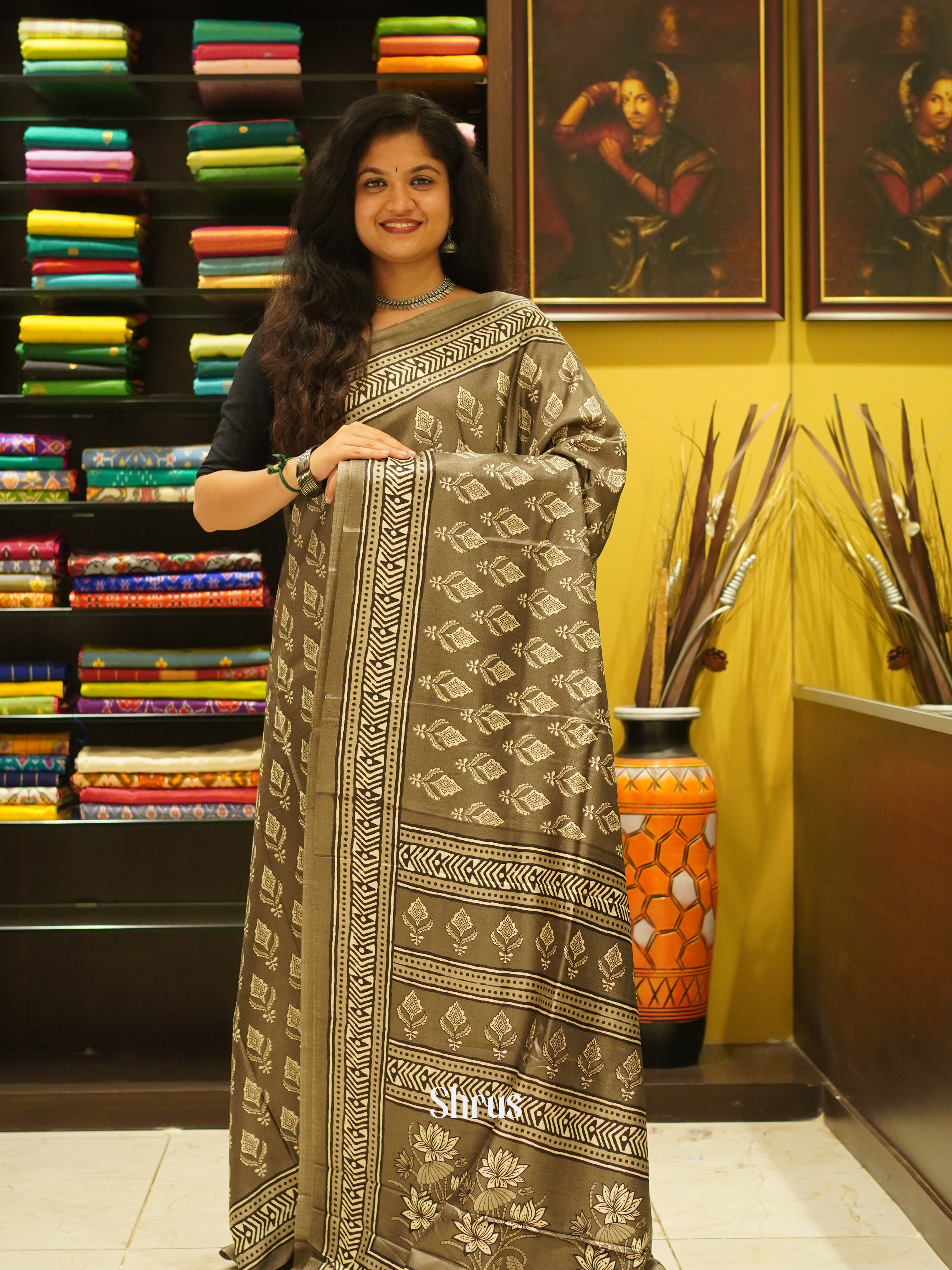 Grey(Single Tone) - Semi Crepe Saree - Shop on ShrusEternity.com
