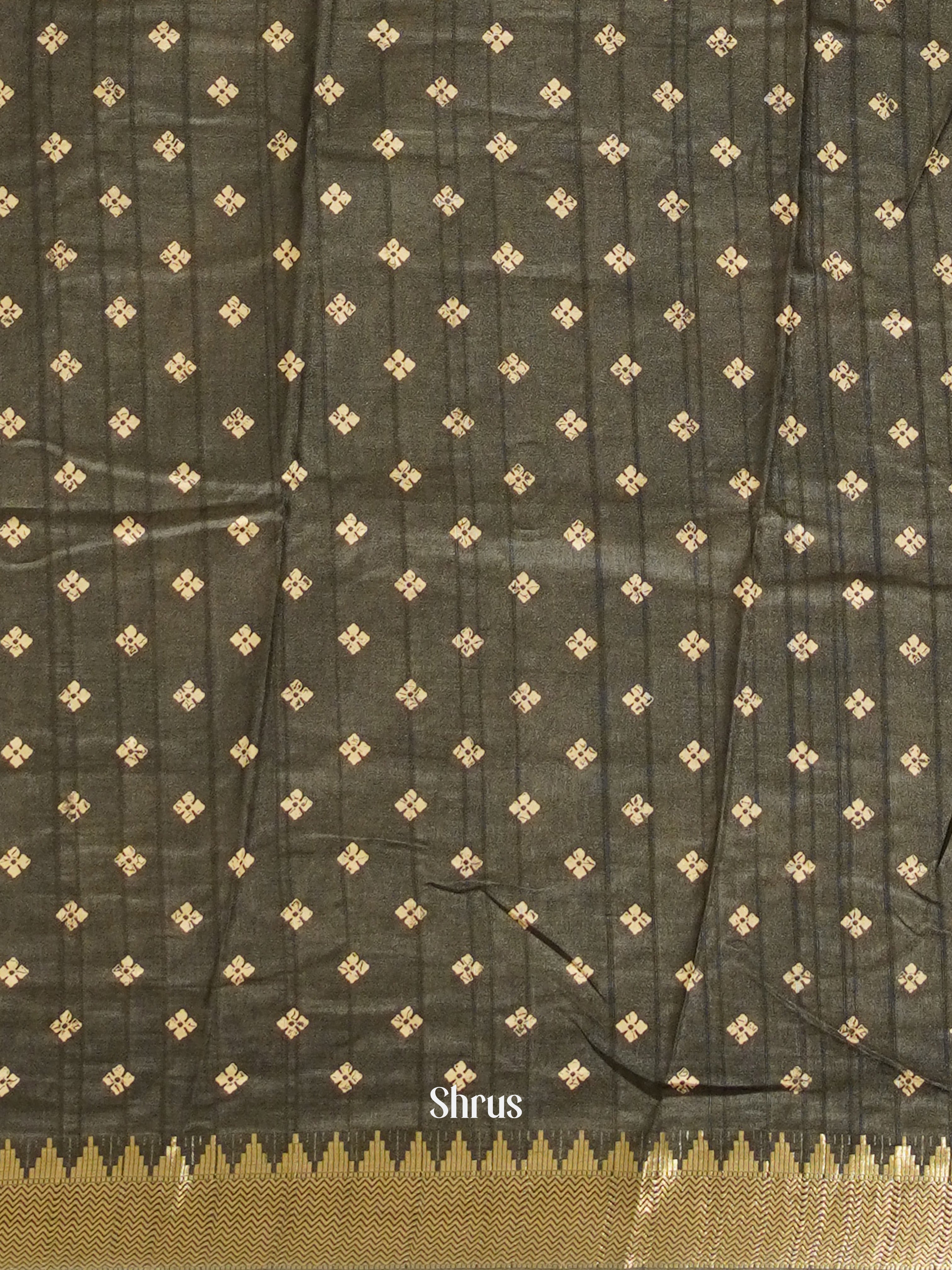 Grey(Single Tone) - Semi Crepe Saree - Shop on ShrusEternity.com