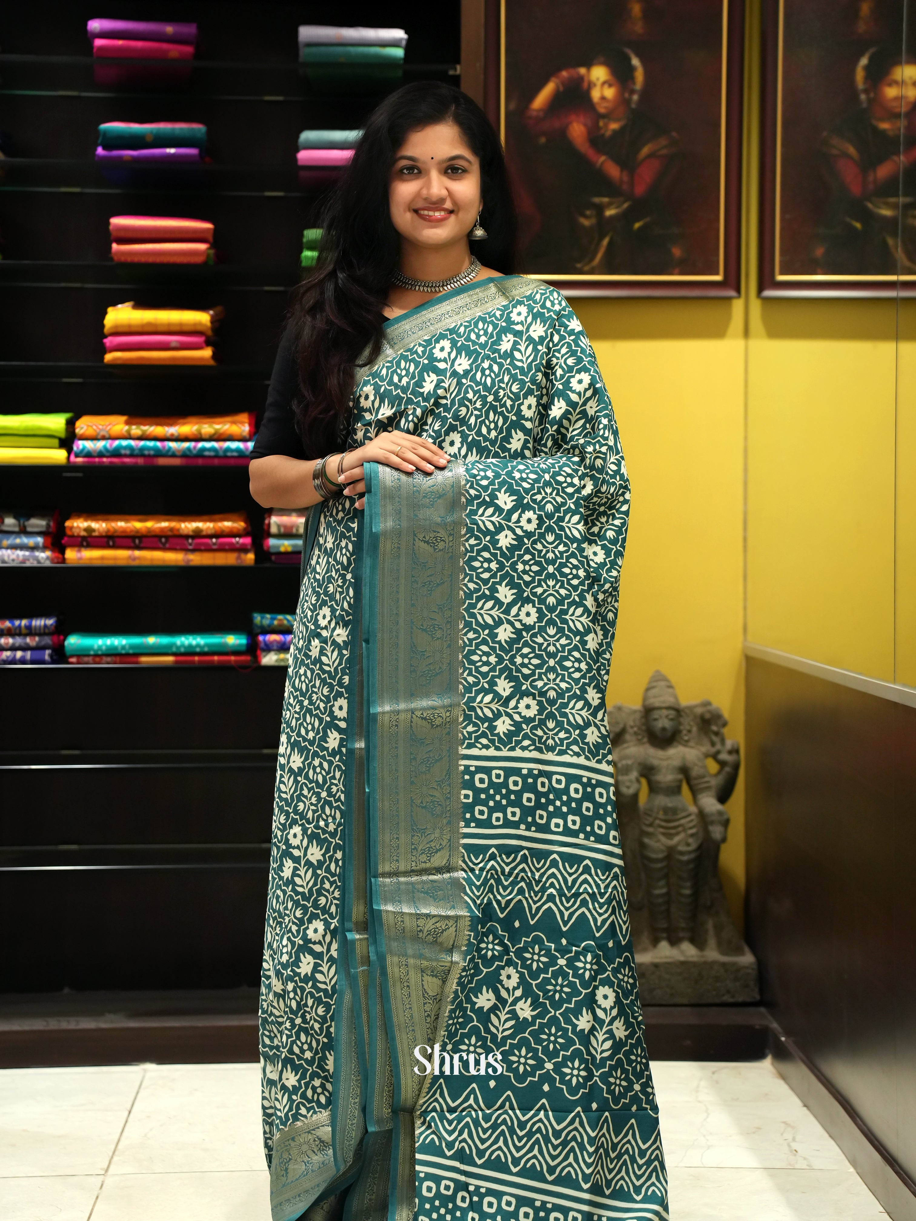 Green(Single Tone) - Semi Crepe Saree - Shop on ShrusEternity.com
