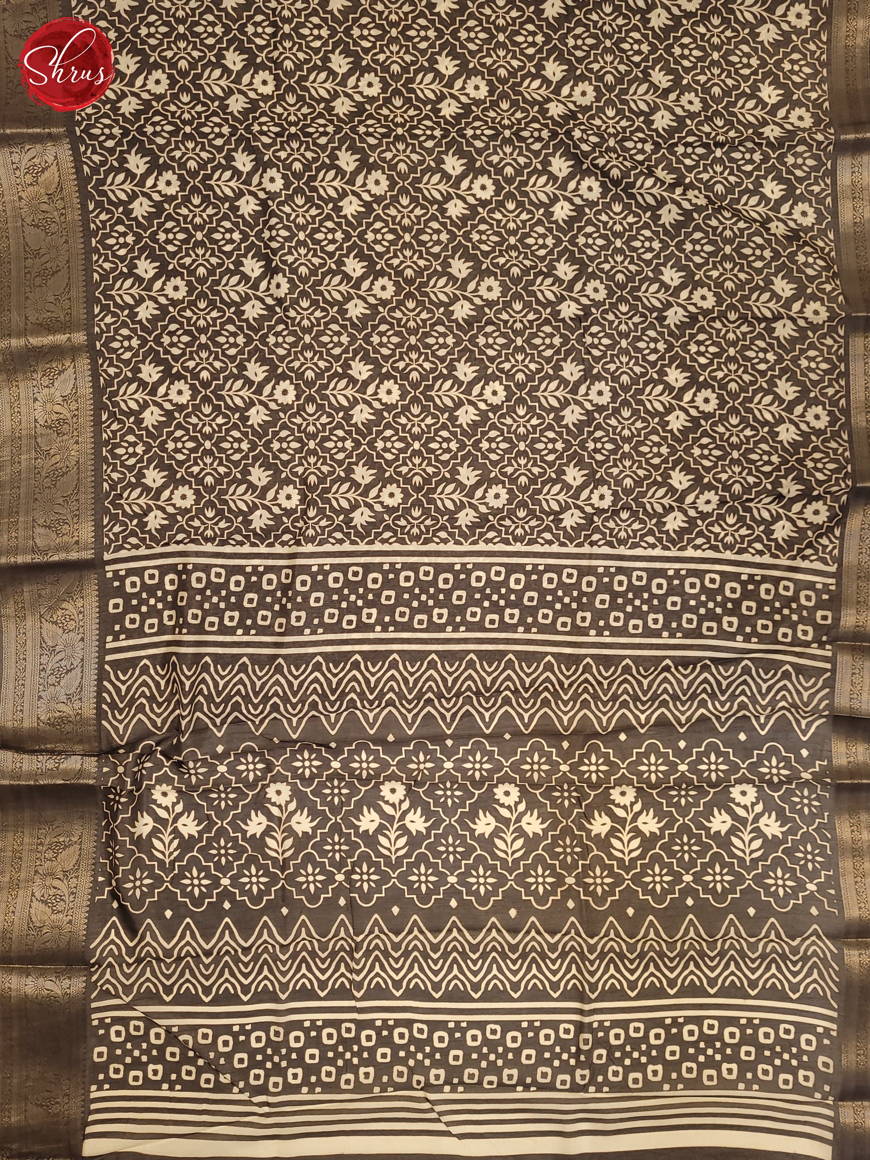 Grey(Single Tone) - Semi Crepe Saree - Shop on ShrusEternity.com