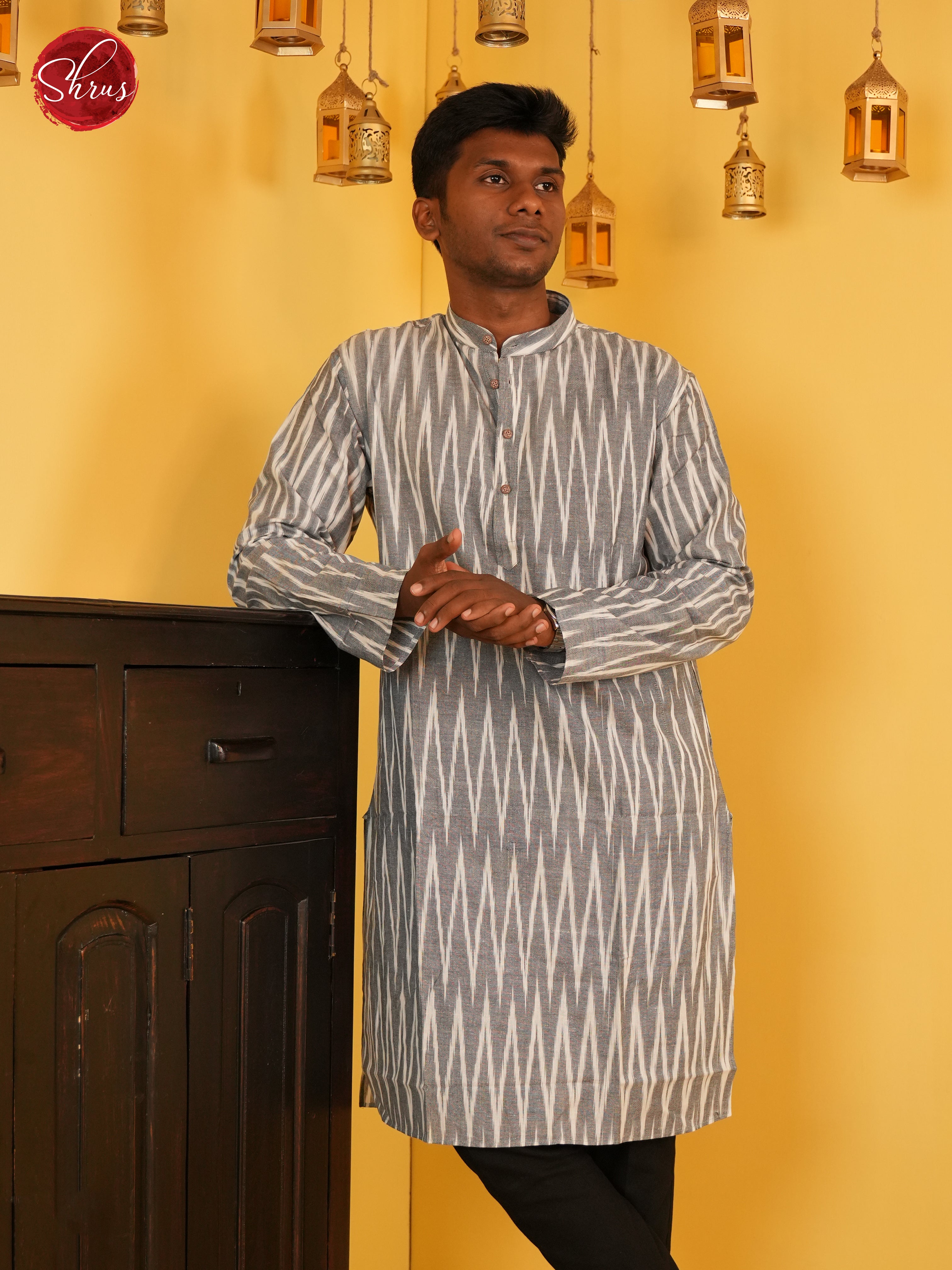 BJS16292 -Readymade Mens Kurta - Shop on ShrusEternity.com