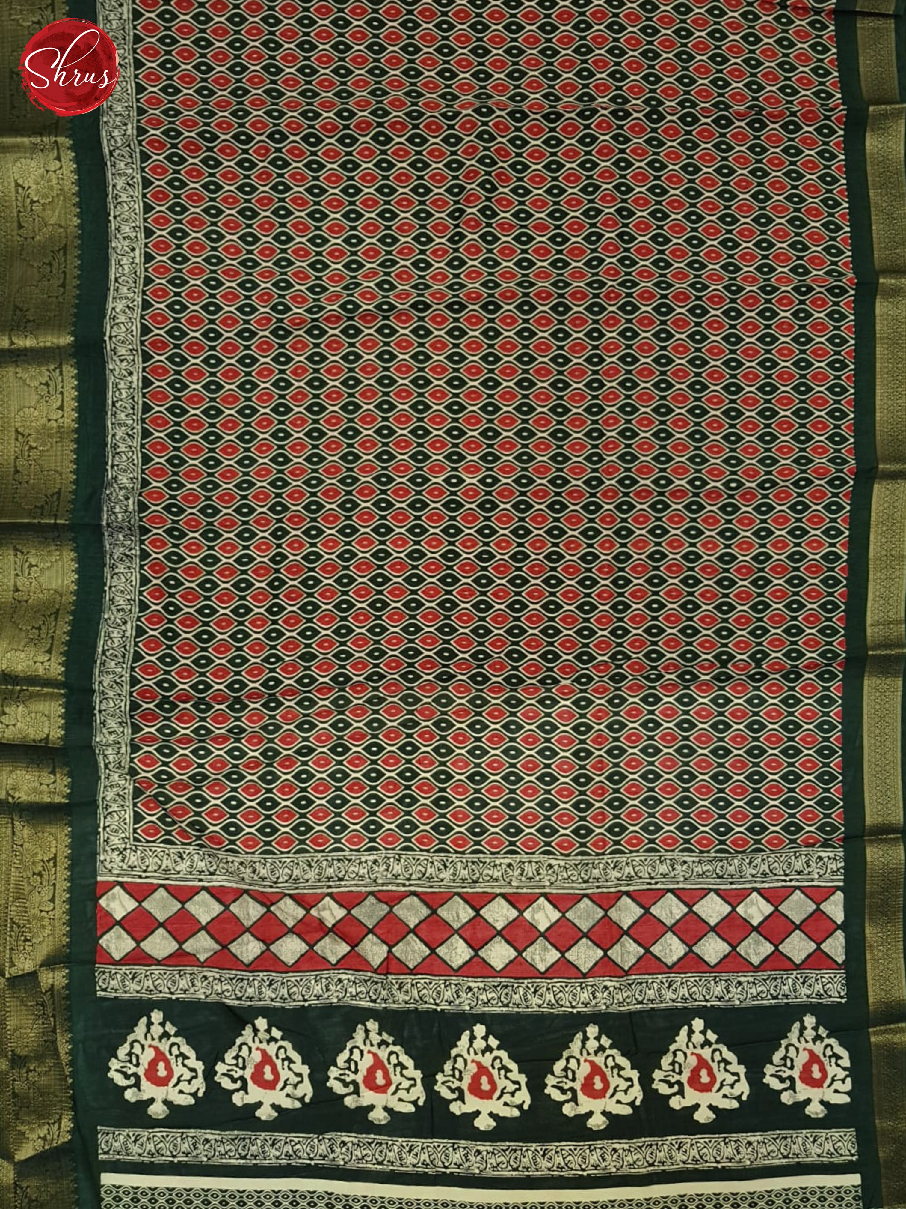 Green & Red - Semi crepe Saree - Shop on ShrusEternity.com