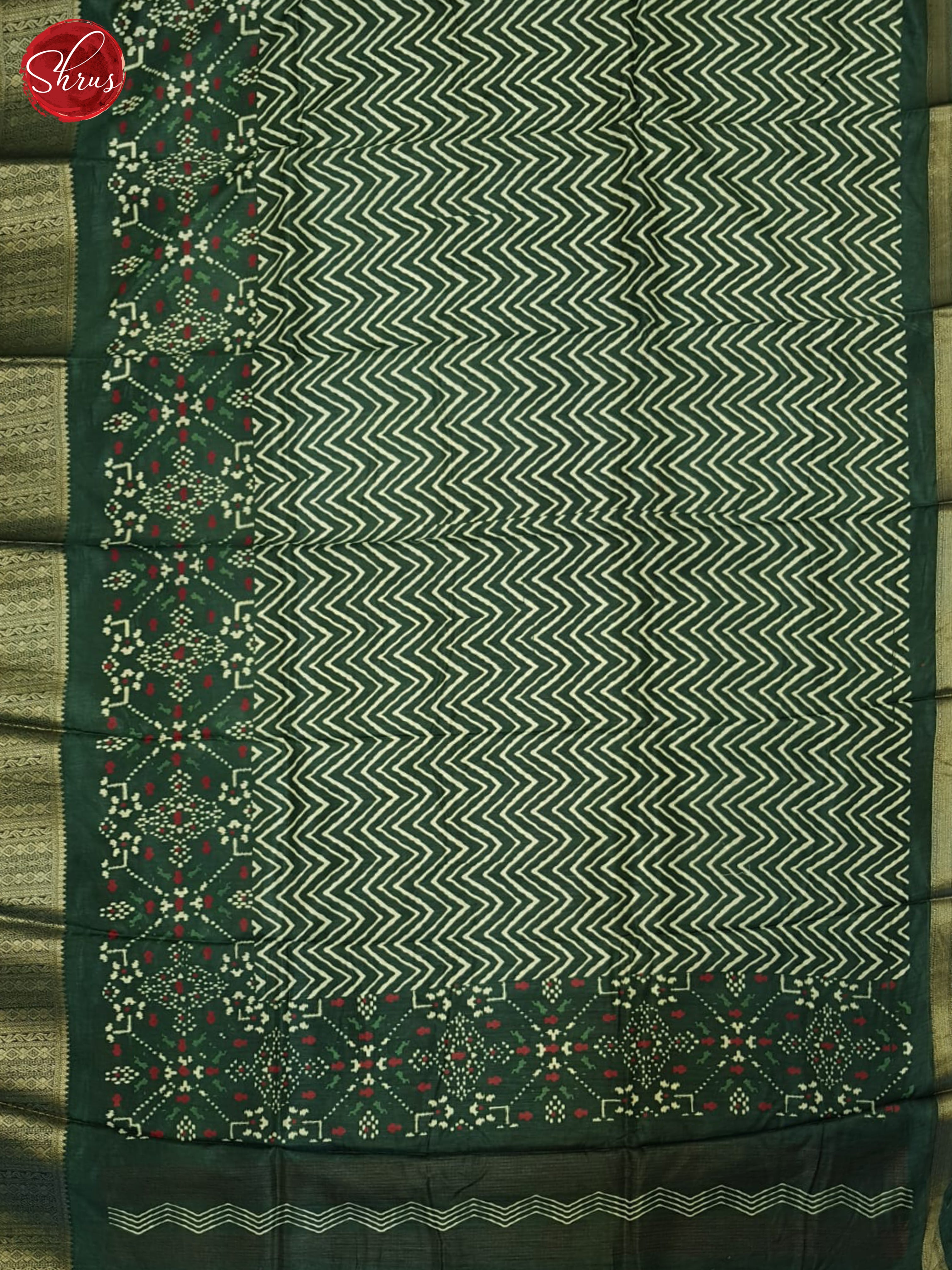 Green(Single Tone) - Semi crepe Saree - Shop on ShrusEternity.com