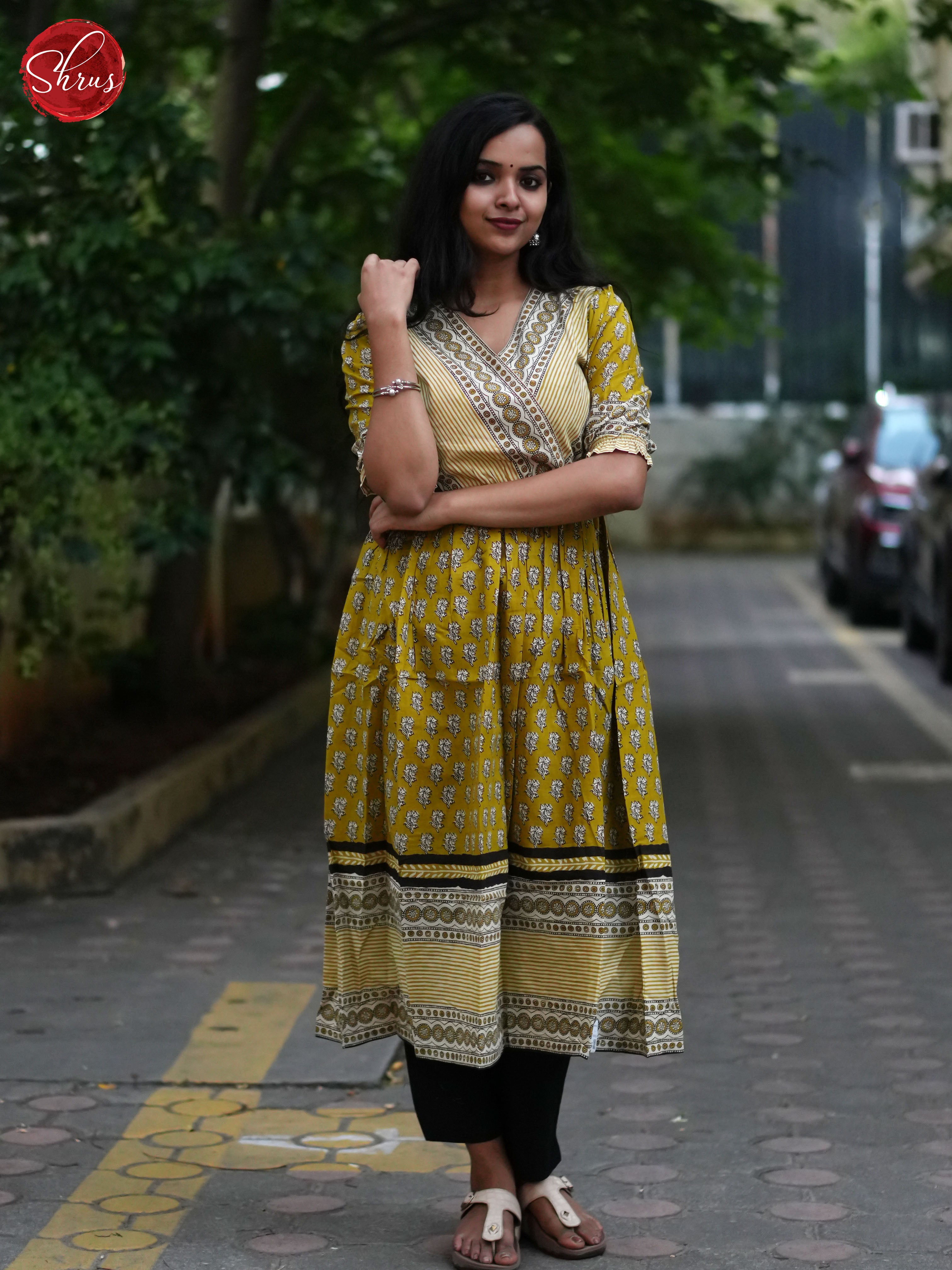 Mehandi Green - Block Printed Readymade Kurti - Shop on ShrusEternity.com