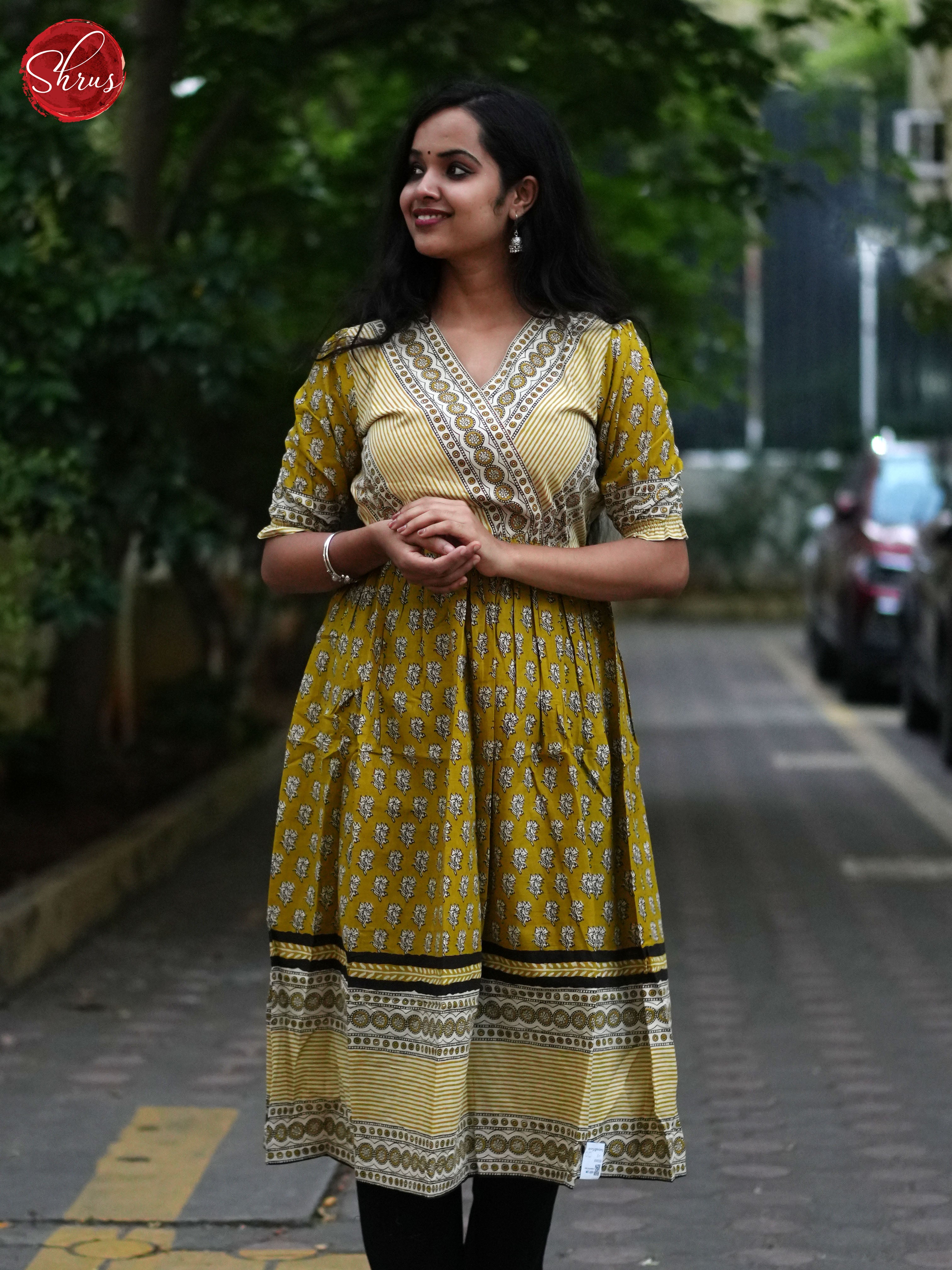 Mehandi Green - Block Printed Readymade Kurti - Shop on ShrusEternity.com