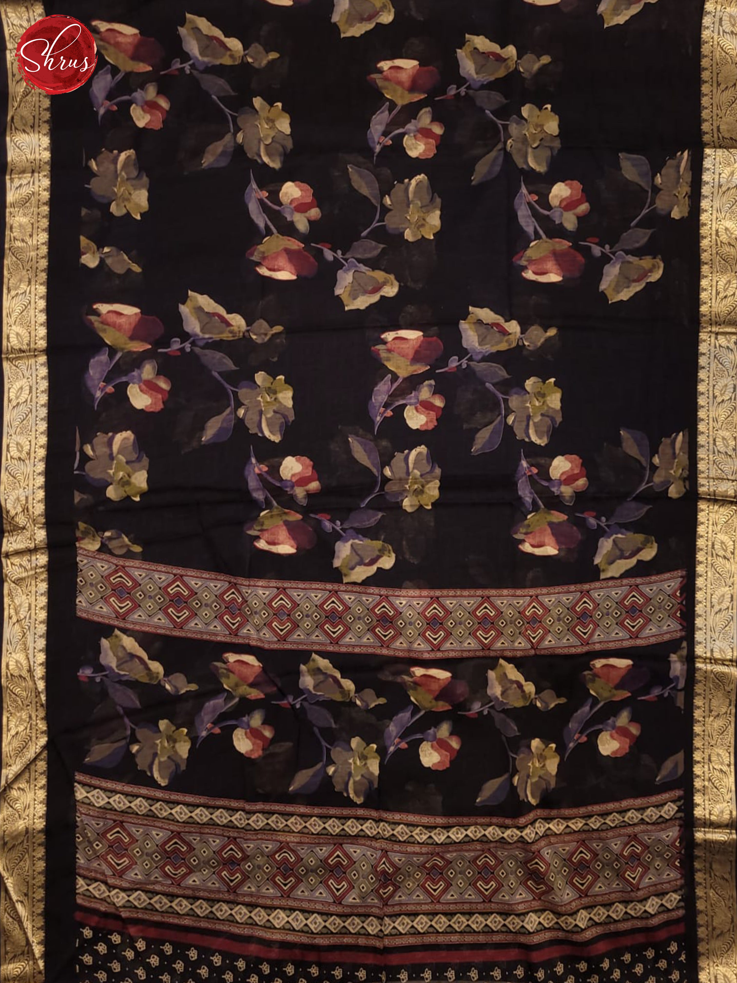 Black(single tone)-Semi crepe saree - Shop on ShrusEternity.com