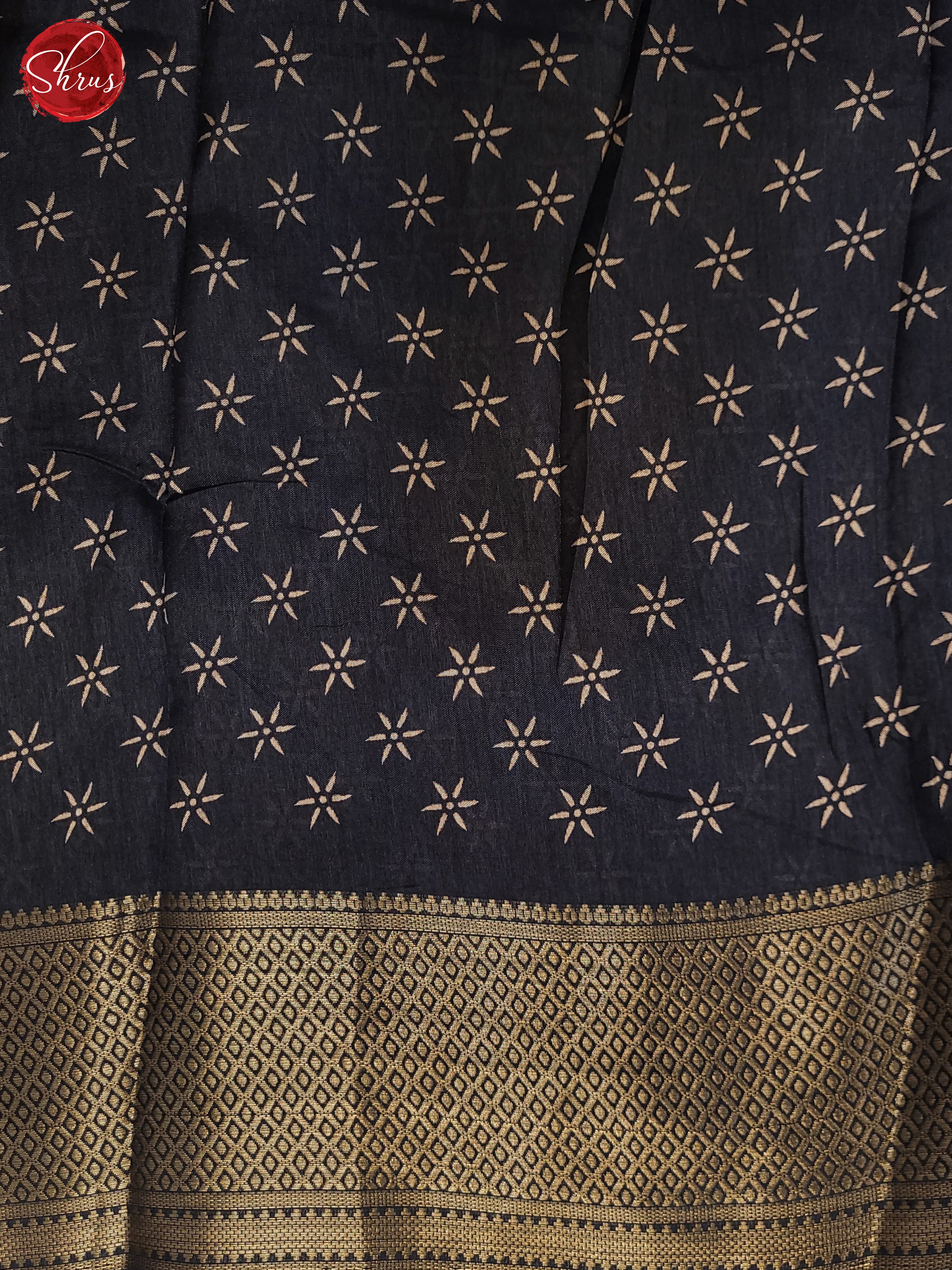 Grey(Single Tone) - Semi Crepe Saree - Shop on ShrusEternity.com