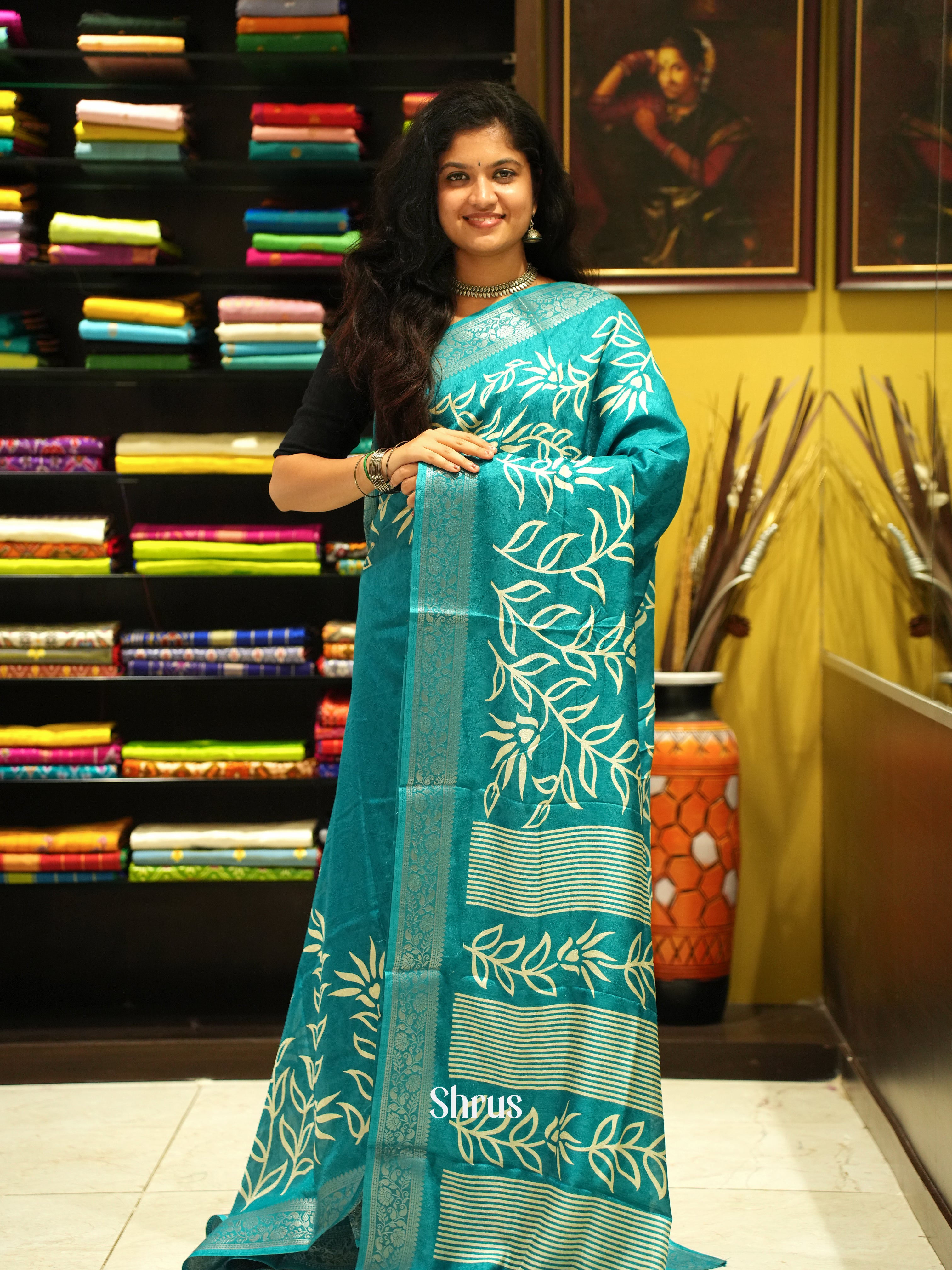 Green(Single Tone)- Semi Crepe Saree - Shop on ShrusEternity.com