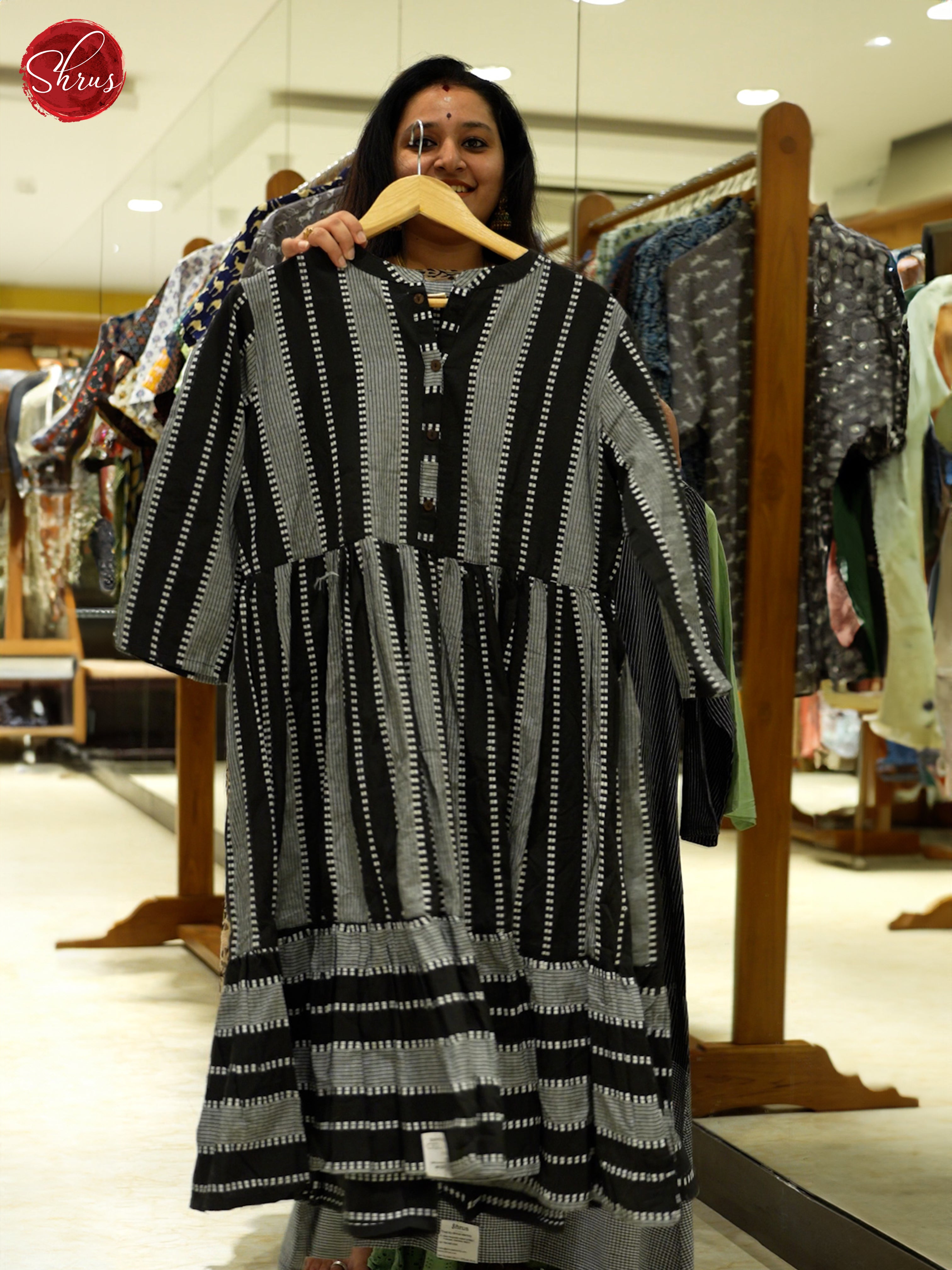 BJS19261 - Readymade Suits - Shop on ShrusEternity.com