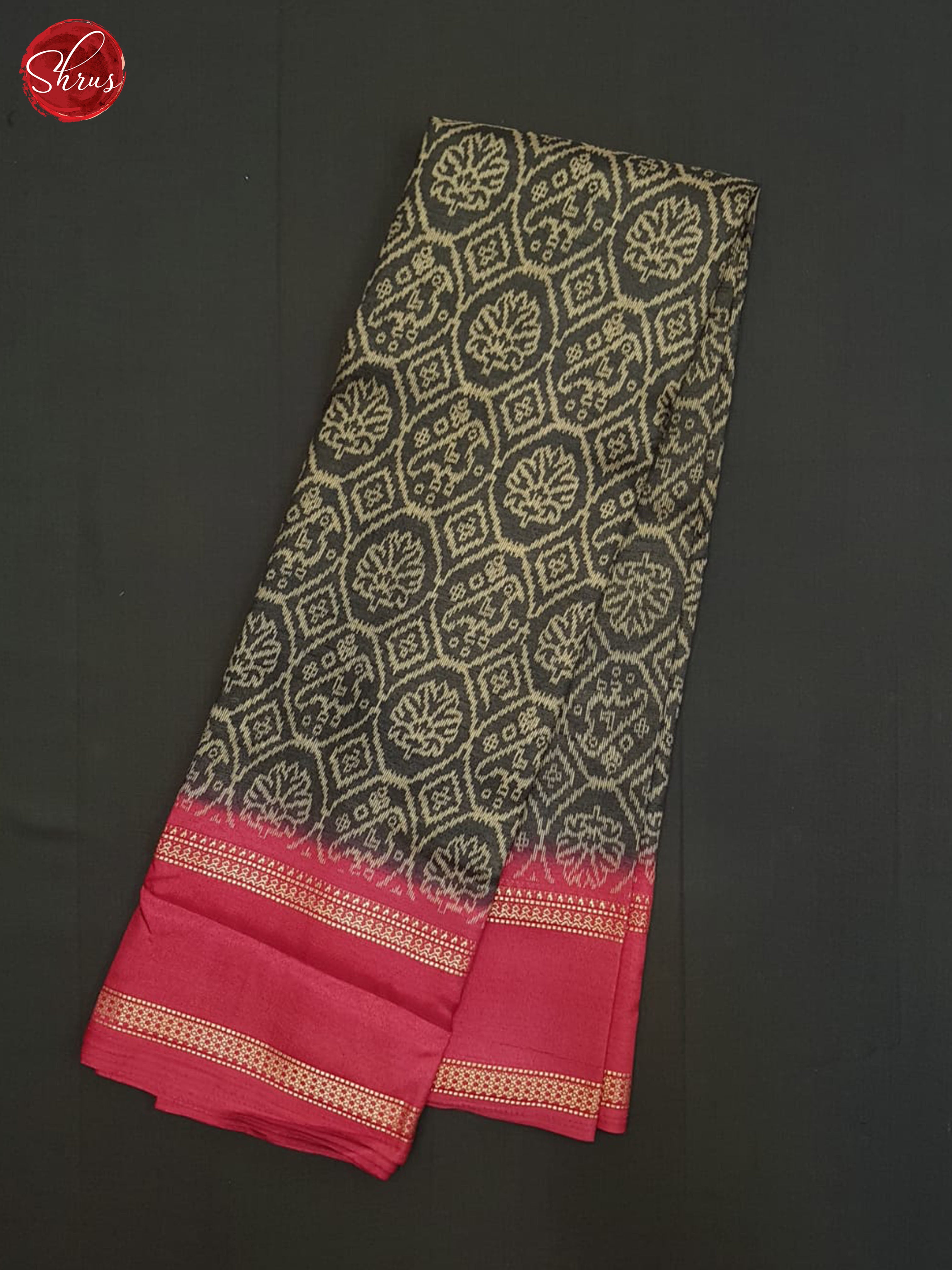 Grey And Pink-Semi Crepe saree - Shop on ShrusEternity.com
