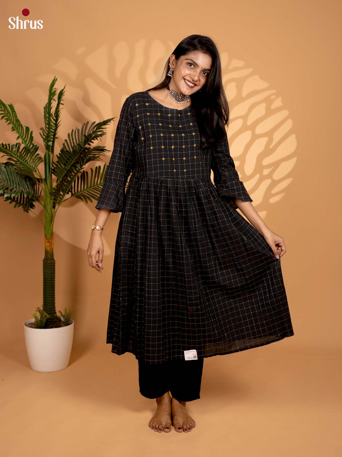 Black -Cotton Readymade Kurti - Shop on ShrusEternity.com