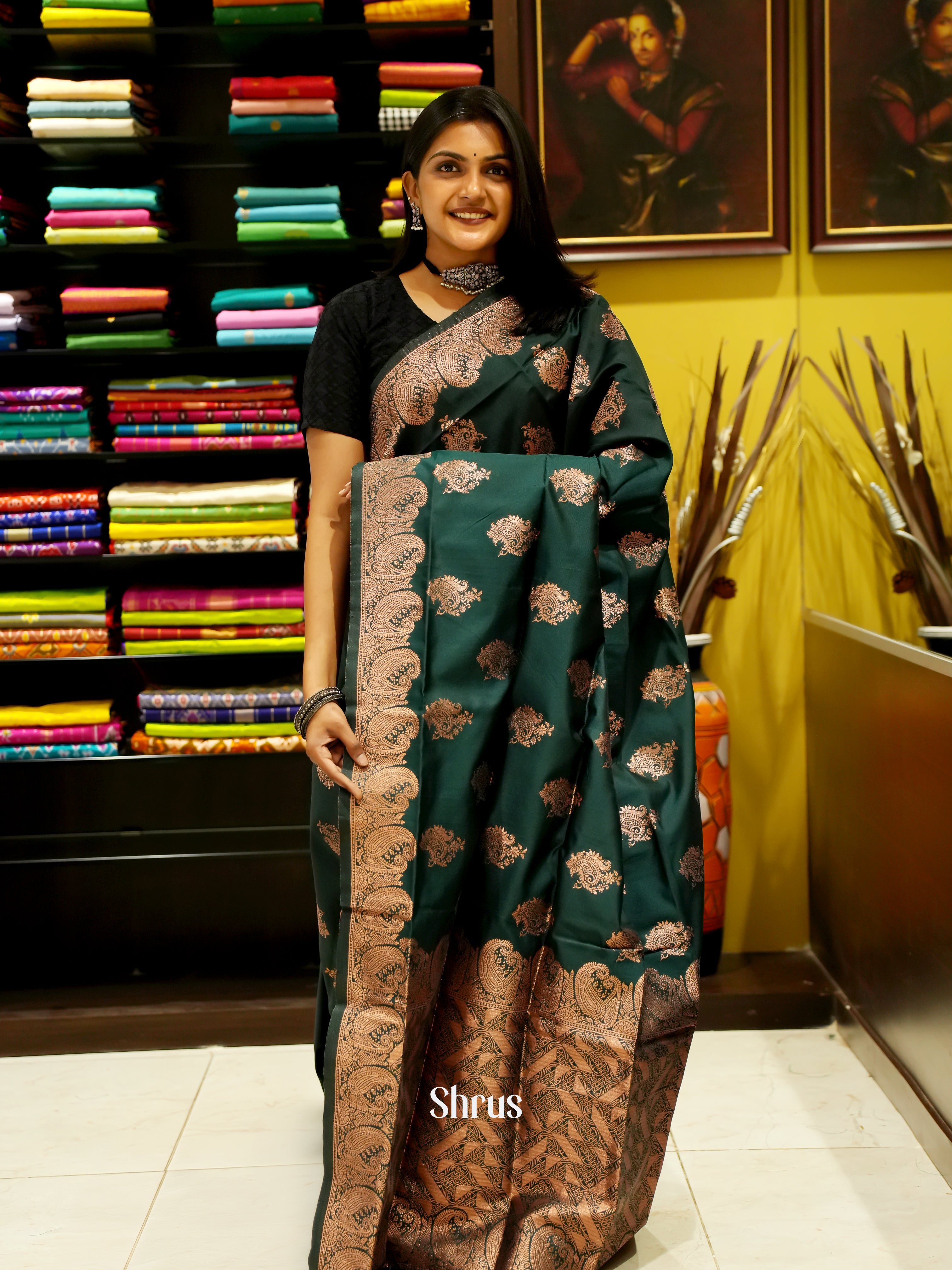 Green(single tone)-Semi soft sik saree - Shop on ShrusEternity.com