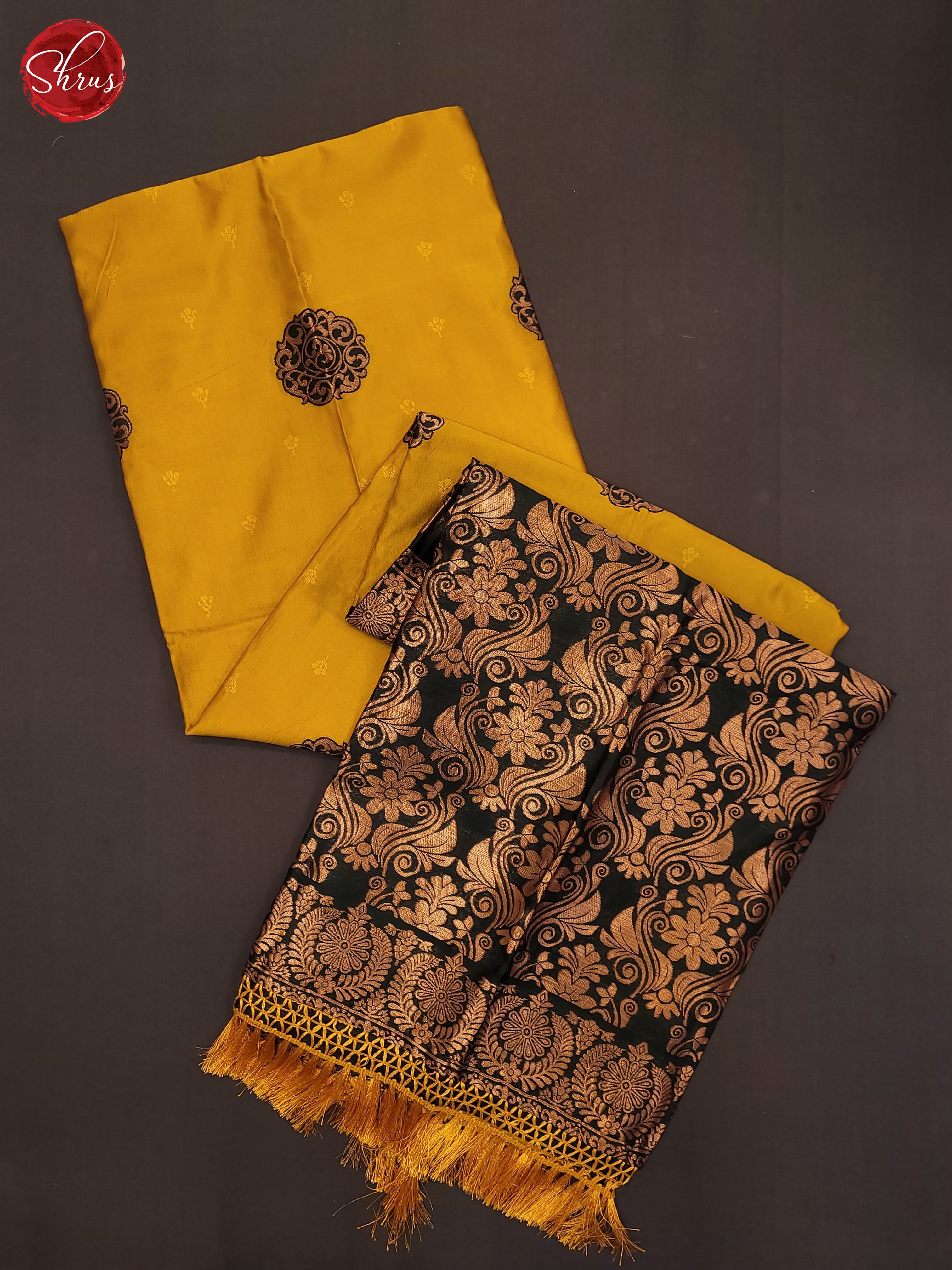 Mustard and Bottle green - Shop on ShrusEternity.com