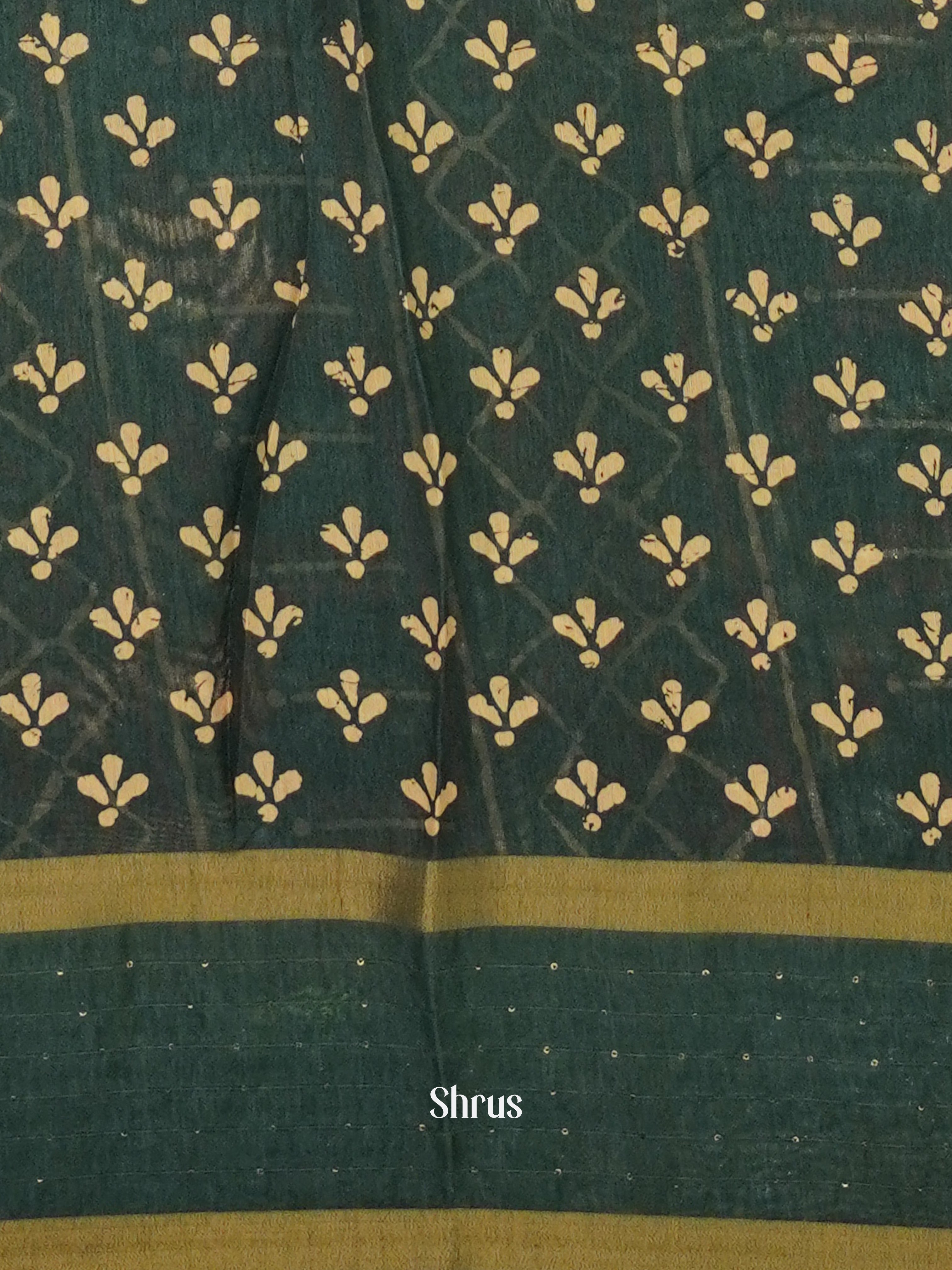 Green(Single Tone) - Semi crepe Saree - Shop on ShrusEternity.com