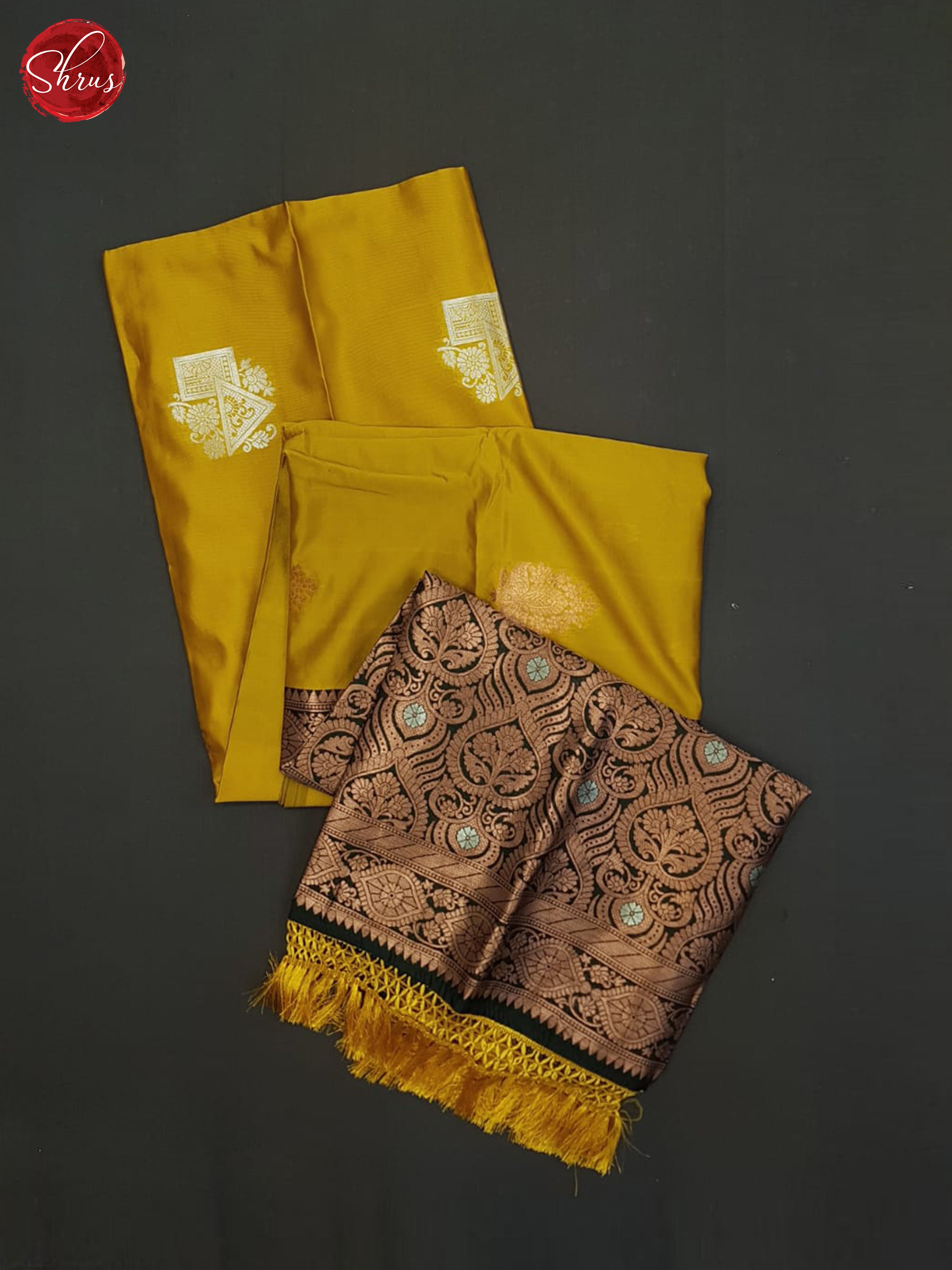 Mustard And Green-Semi soft silk saree - Shop on ShrusEternity.com