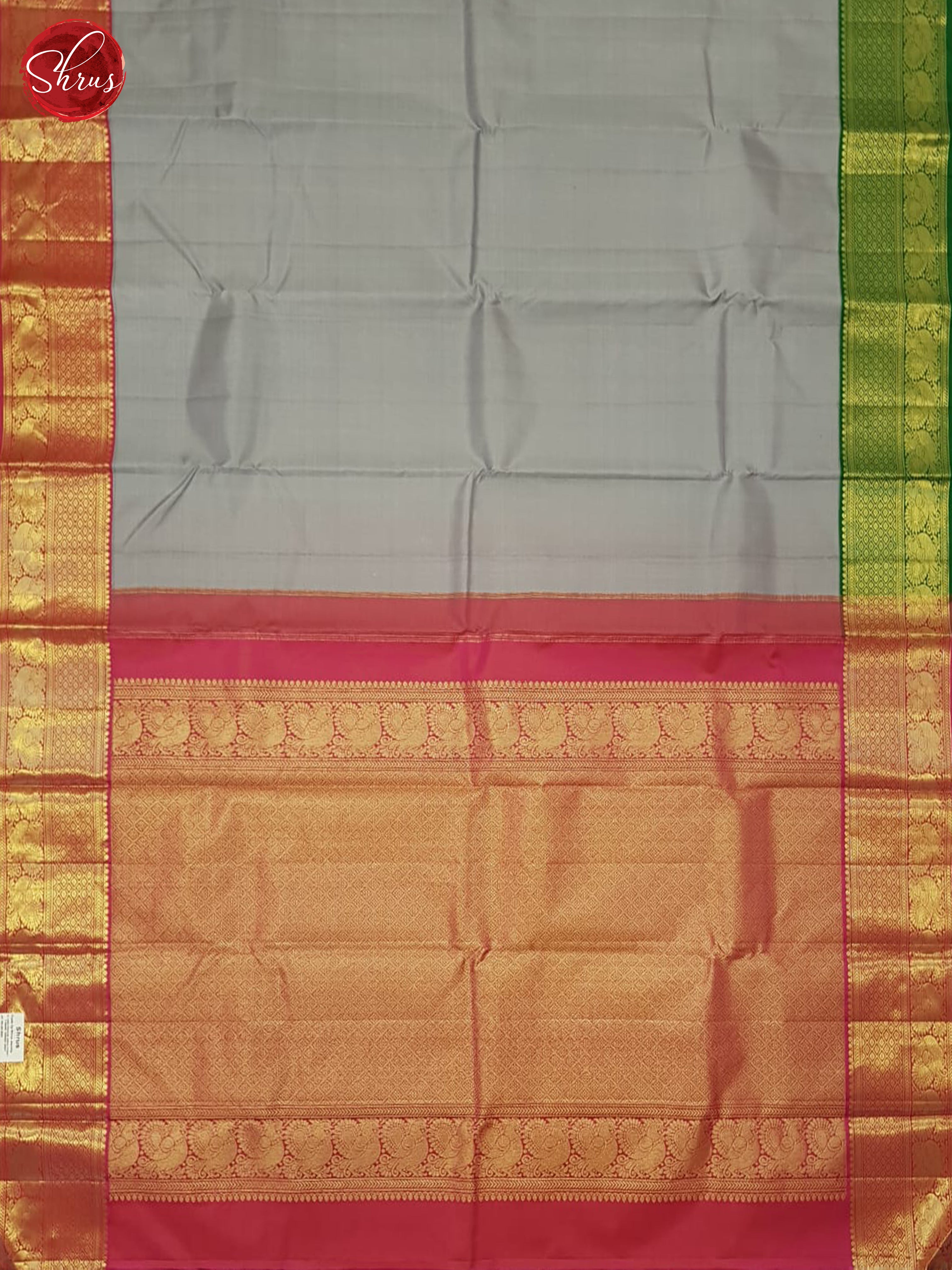 Grey and Pink Korvai Kanchipuram silk Adorned With Plain Body and Ganga Jamuna Border-6