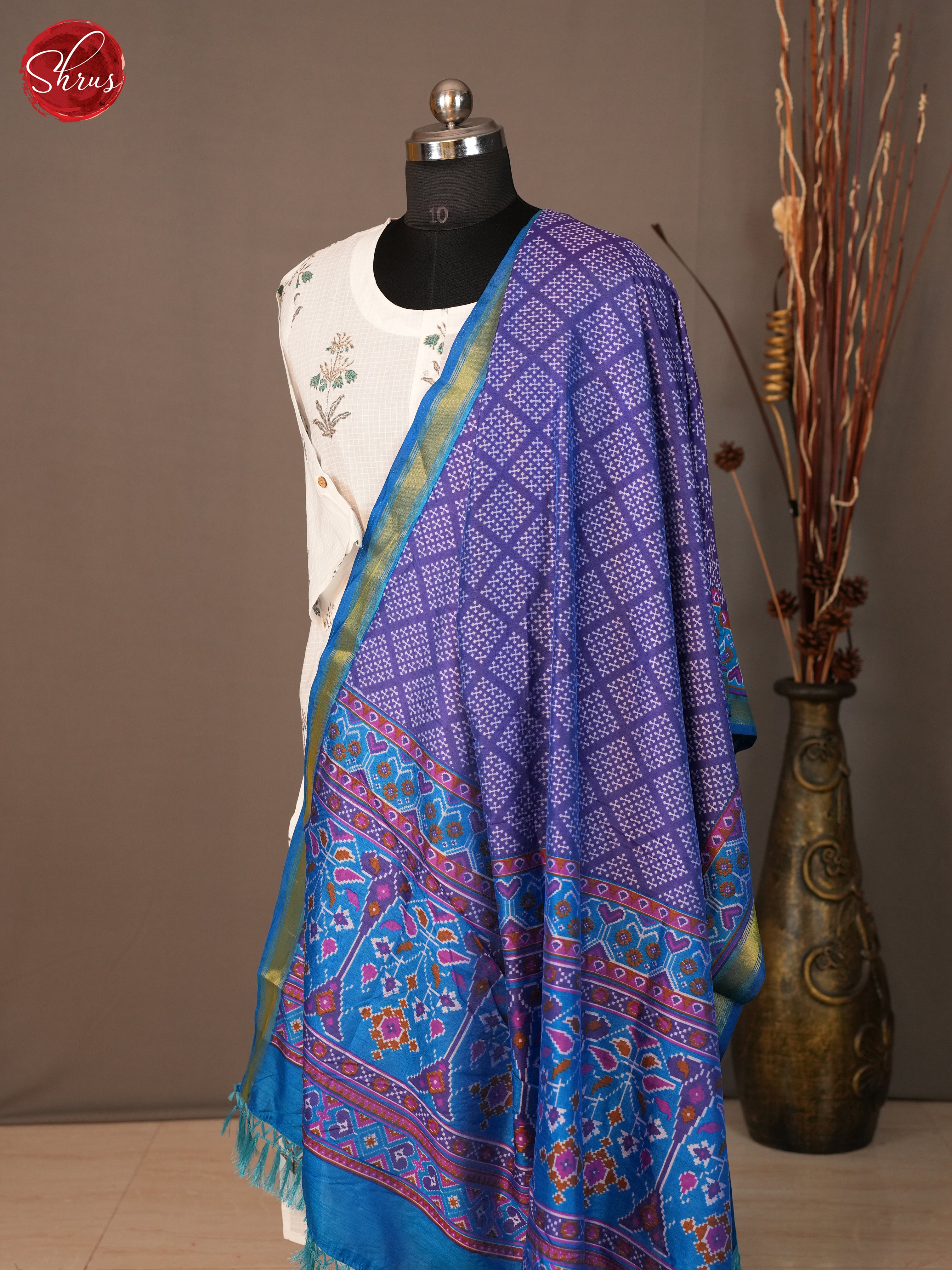 BKS27054 - Duppatta - Shop on ShrusEternity.com
