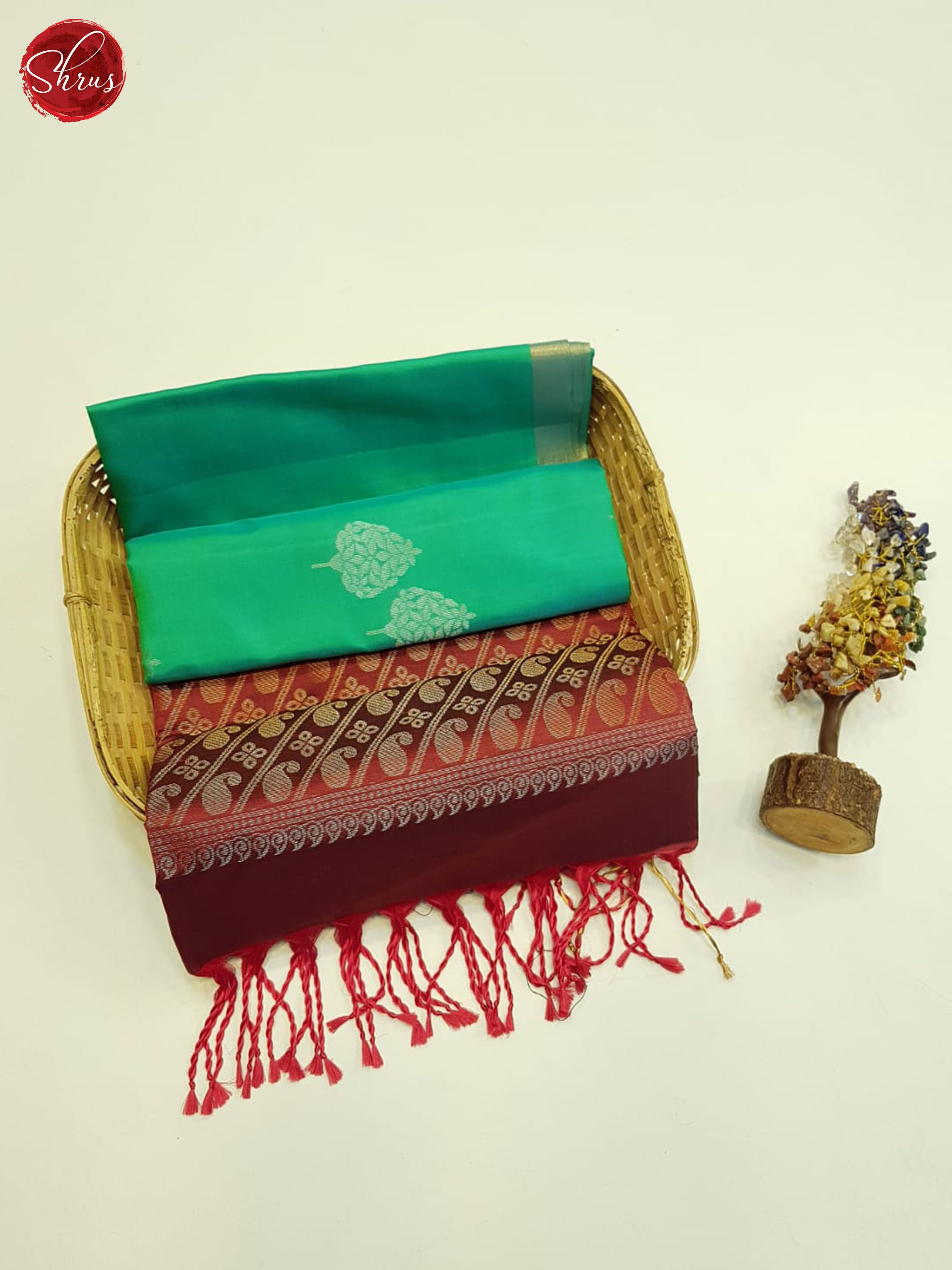 Green And Marron - Shop on ShrusEternity.com