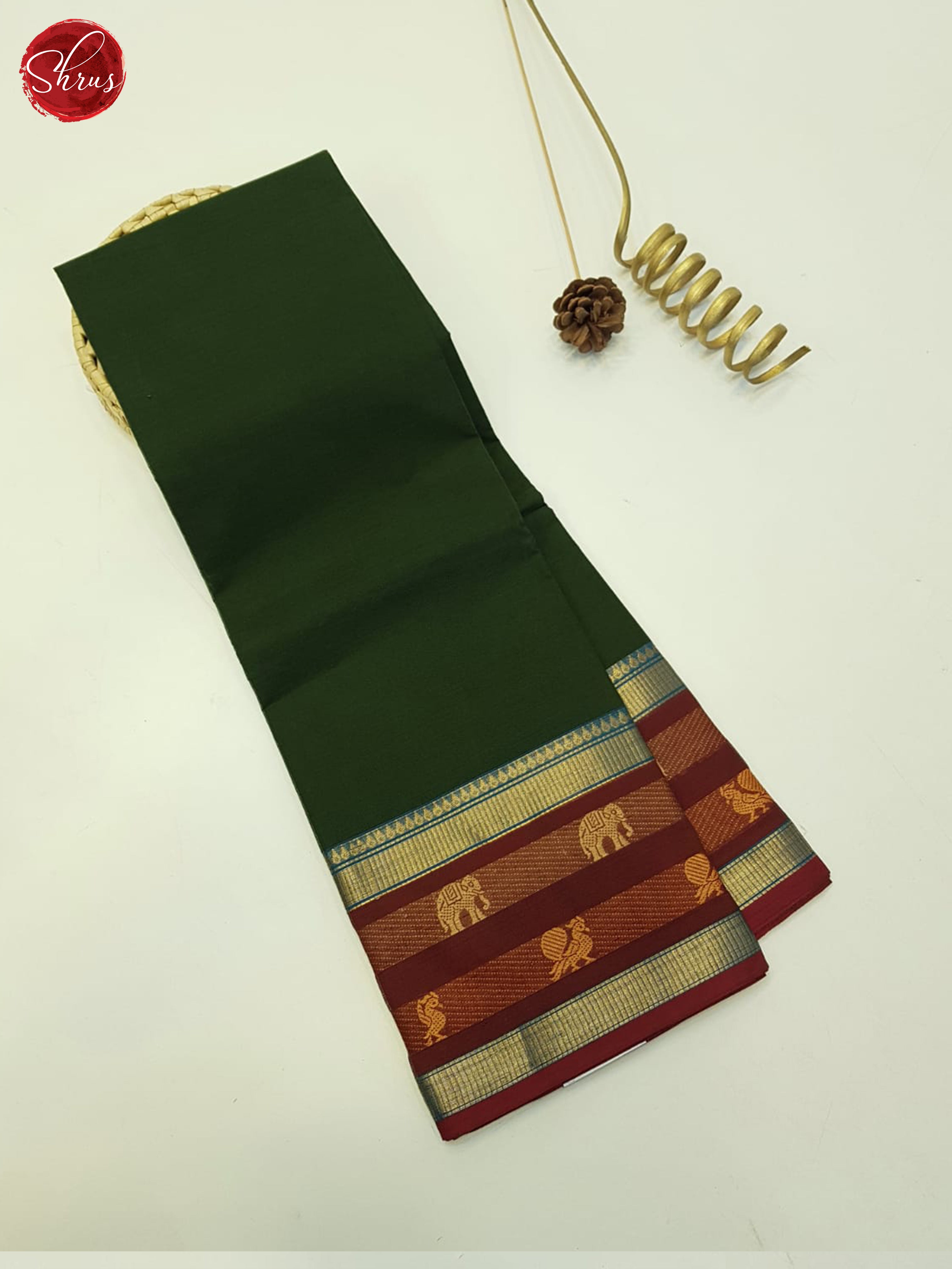 Green And Arraku Marron - Shop on ShrusEternity.com