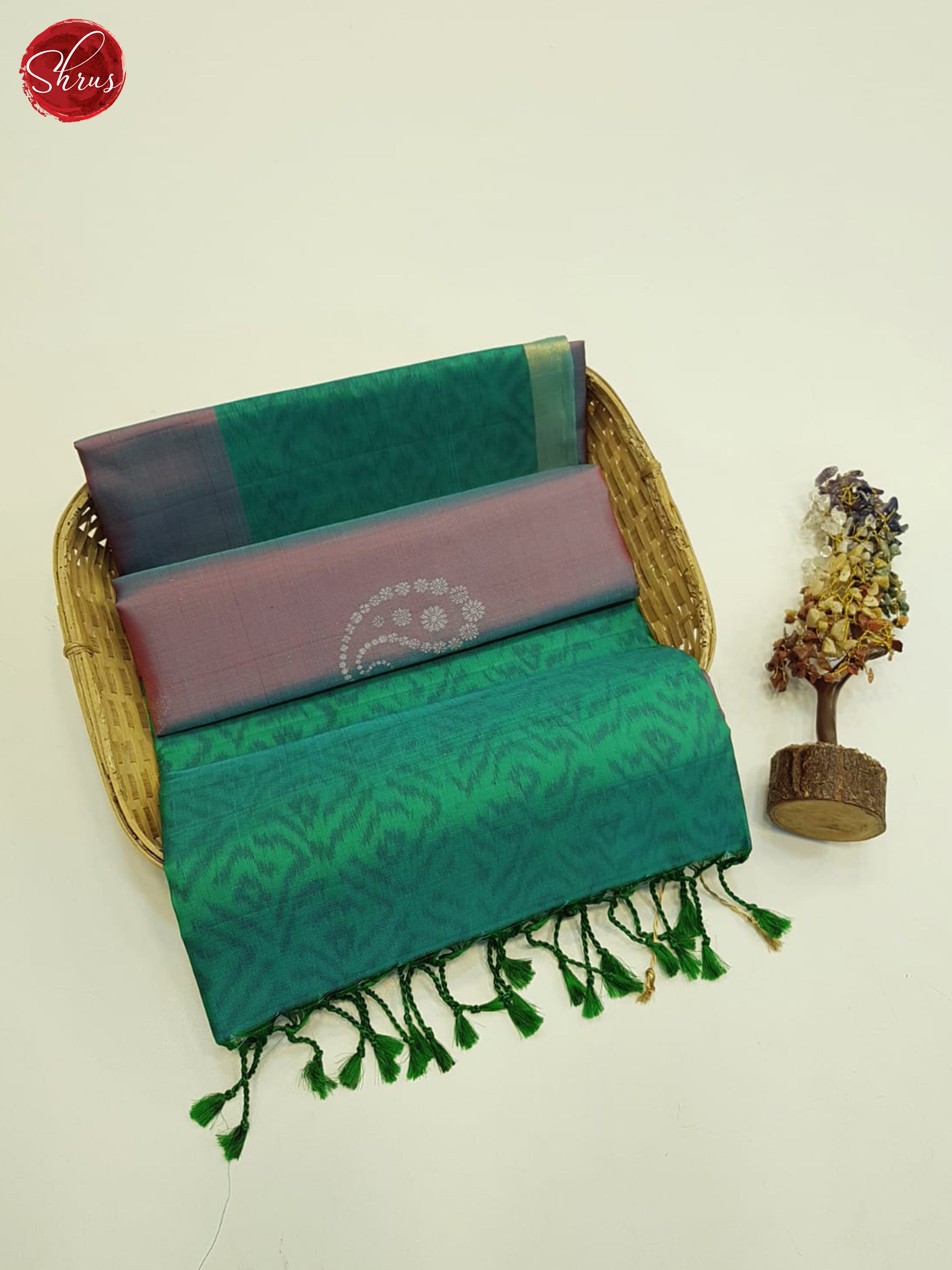 Dusty Onion Pink & Green- Soft Silk Saree - Shop on ShrusEternity.com