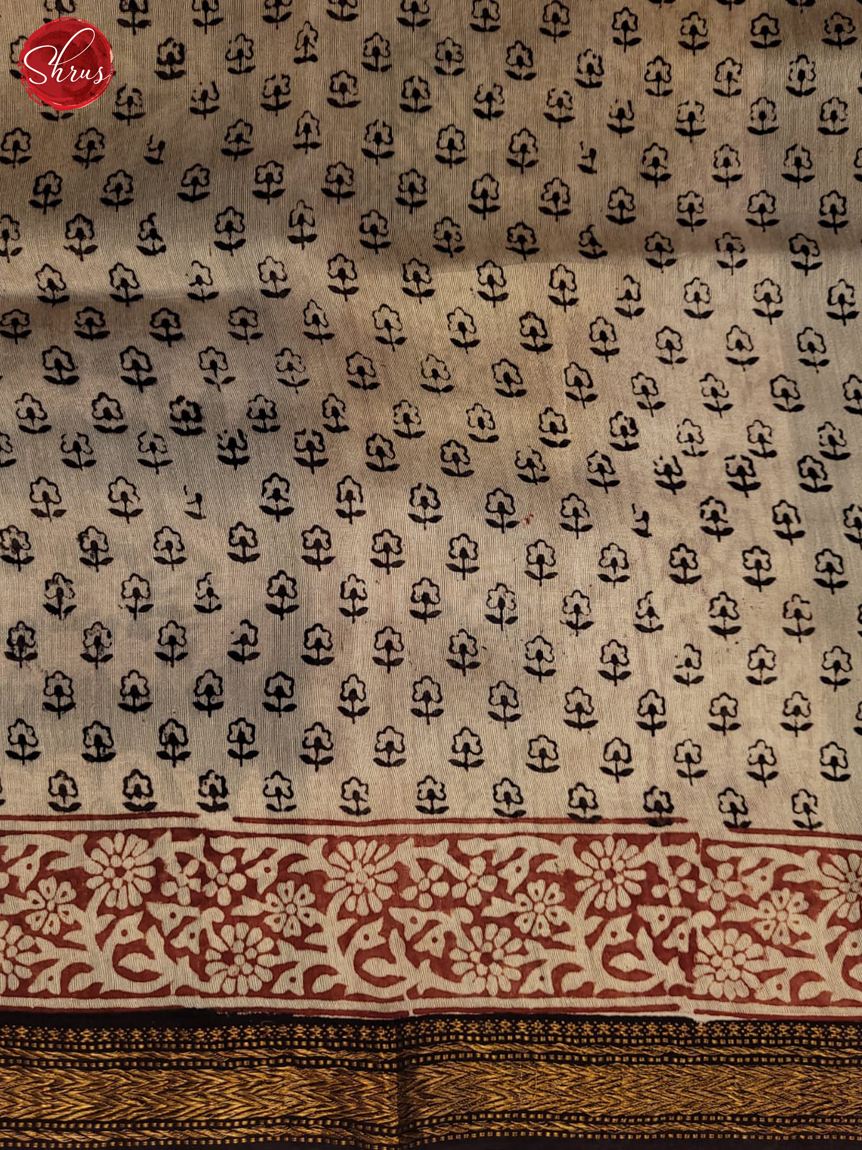 cream and black- Maheshwari Silk Cotton Saree - Shop on ShrusEternity.com