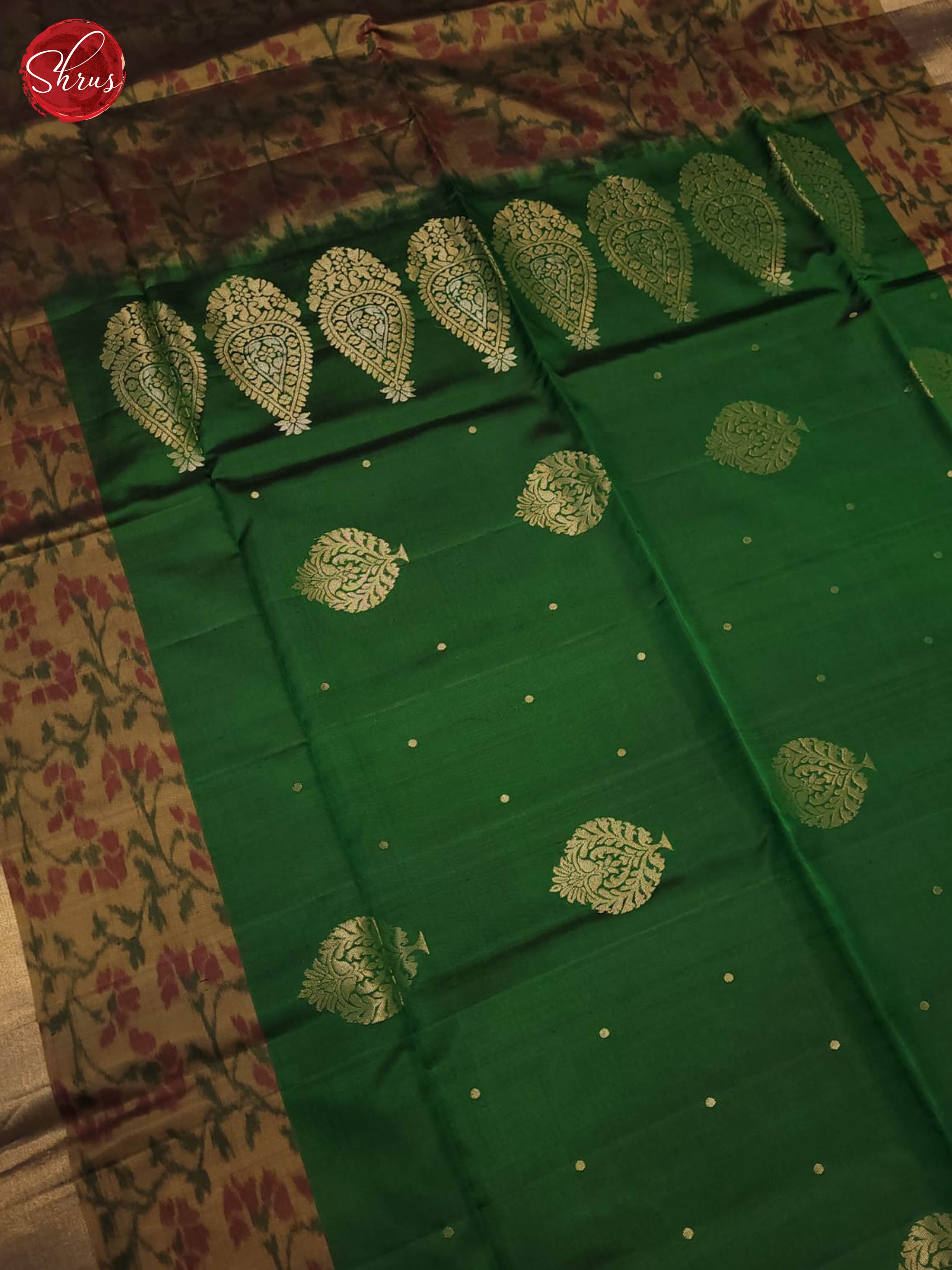 bottle green and beige- Soft Silk Saree - Shop on ShrusEternity.com