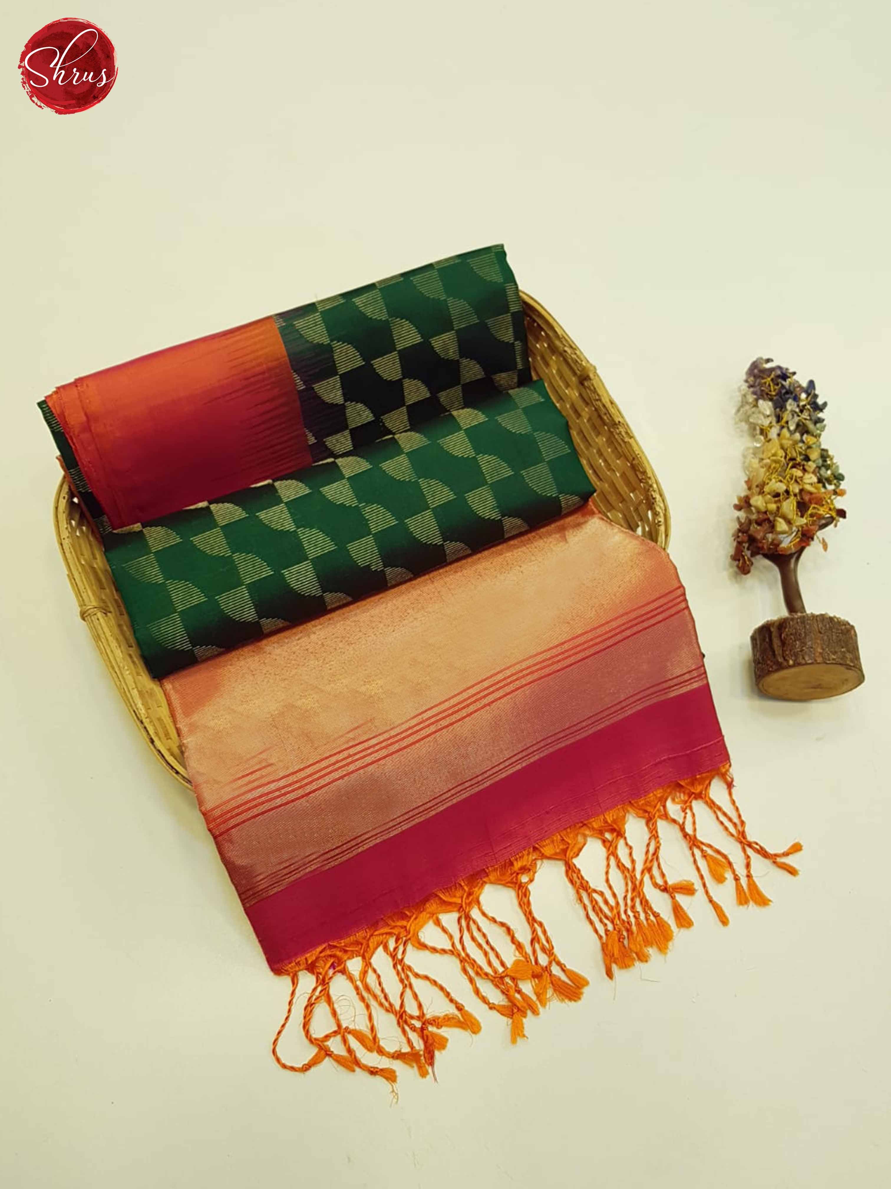 Green and Orangish pink- Soft Silk Saree - Shop on ShrusEternity.com