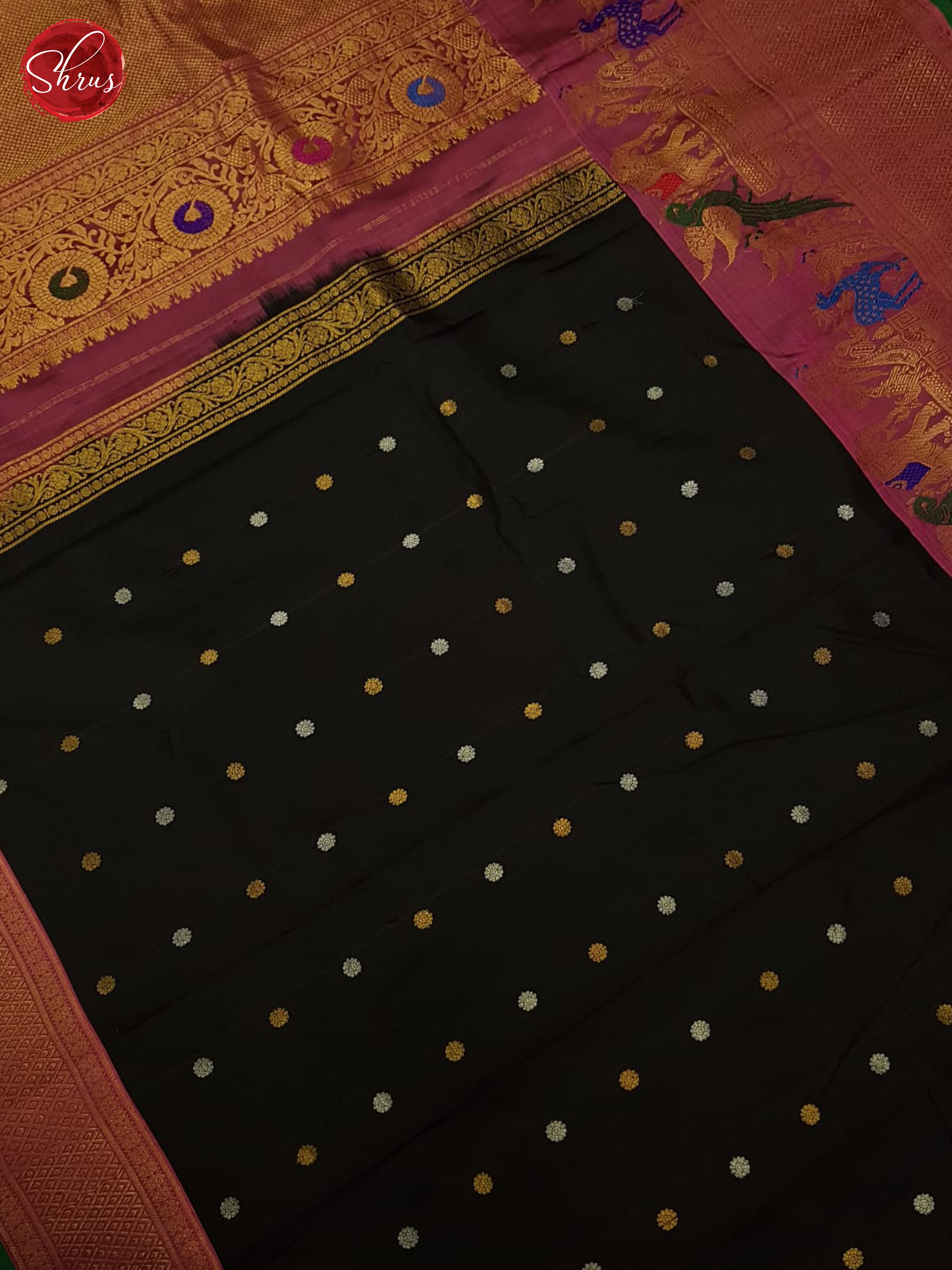Black And Wine-Gadwal Silk Saree - Shop on ShrusEternity.com