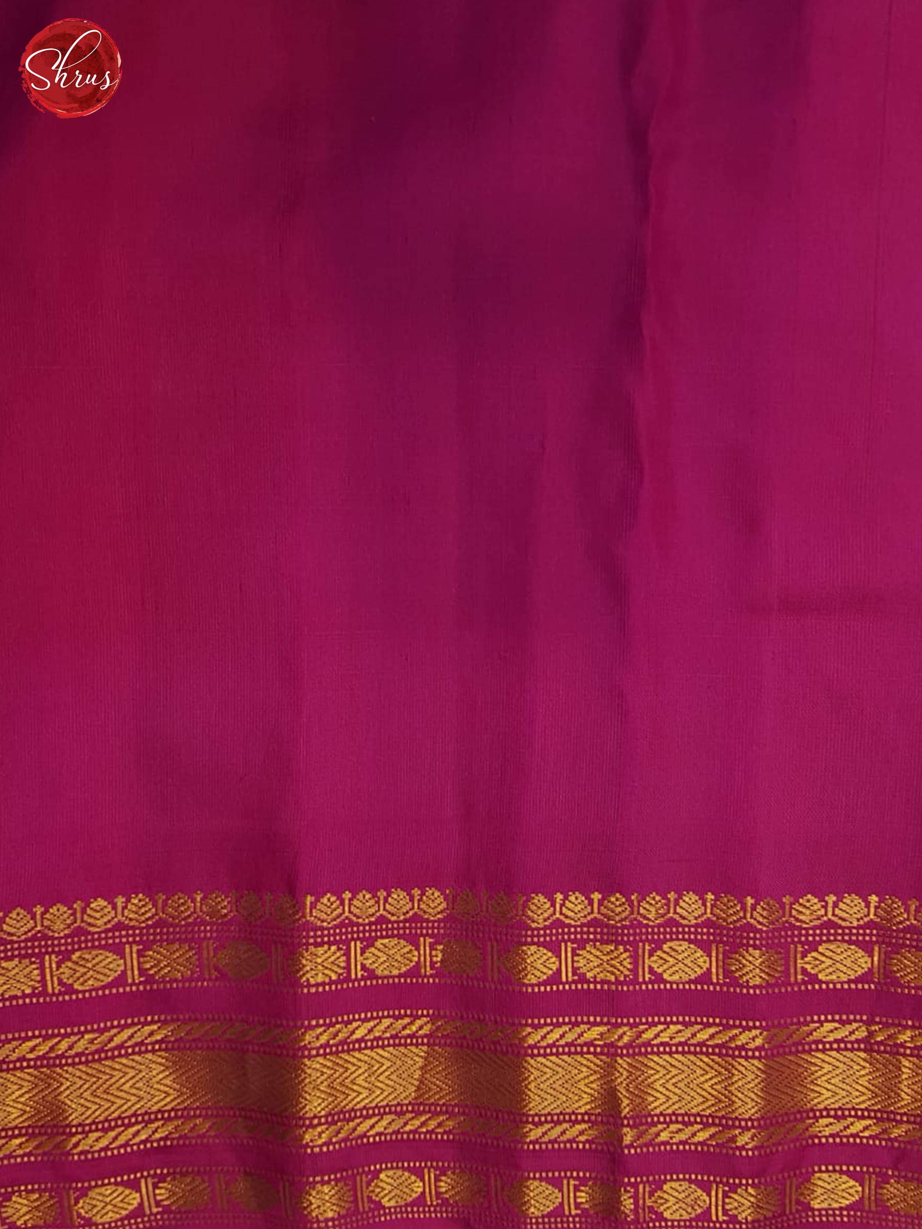 Green And Pink-Gadwal Silk Saree(Ganga Jamuna Border) - Shop on ShrusEternity.com