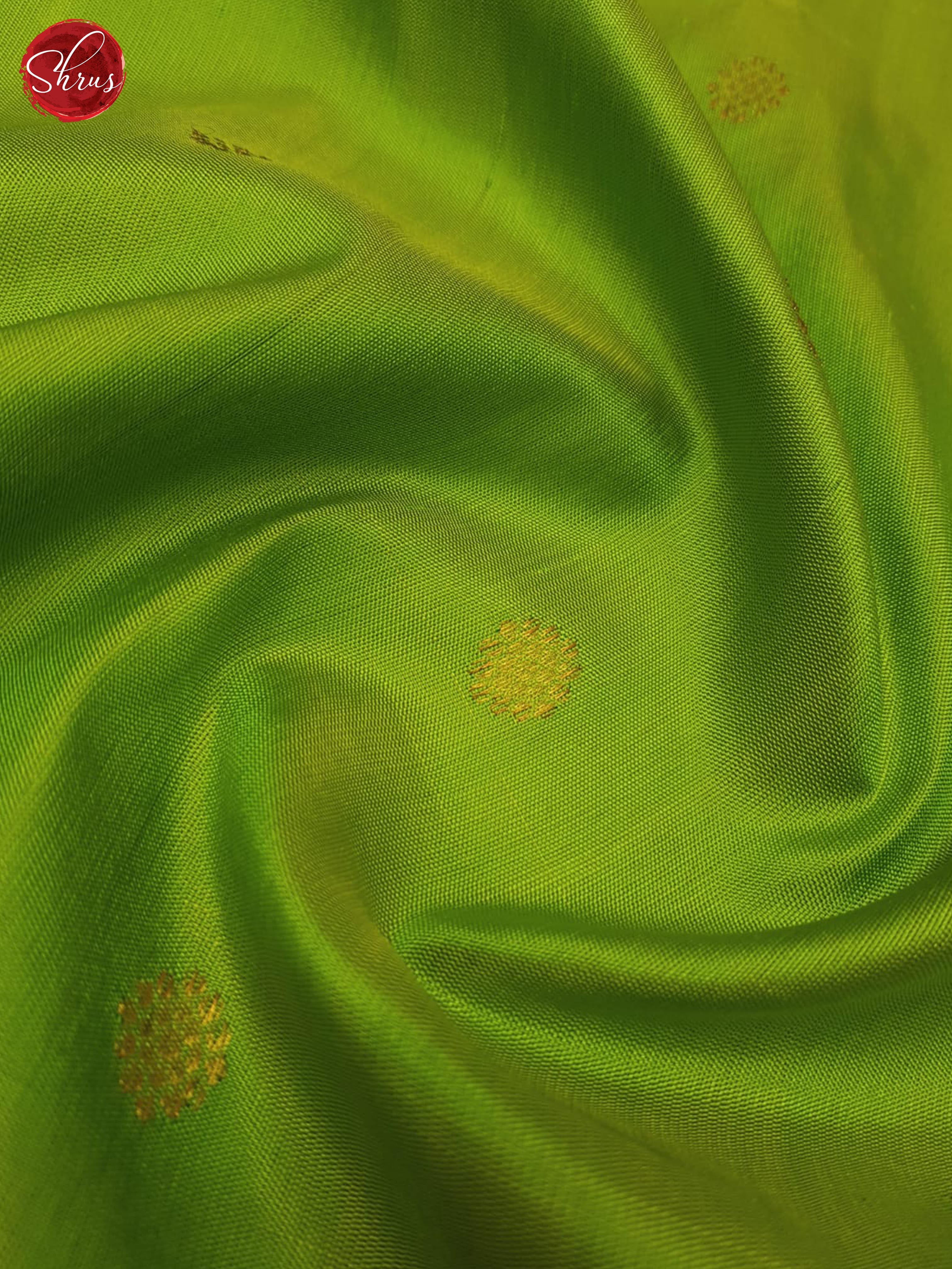 Green And Pink-Gadwal Silk Saree(Ganga Jamuna Border) - Shop on ShrusEternity.com