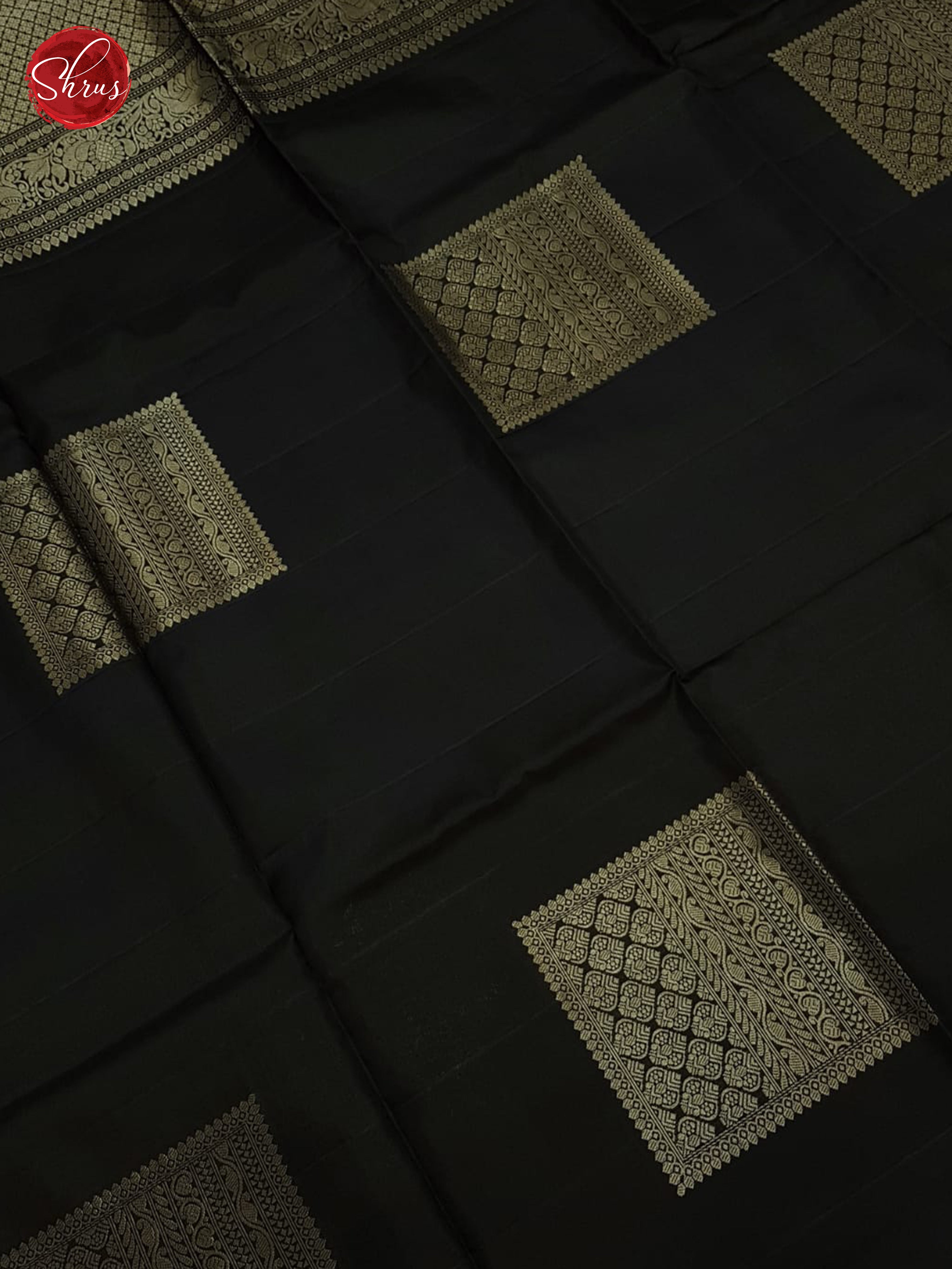 Black - Shop on ShrusEternity.com