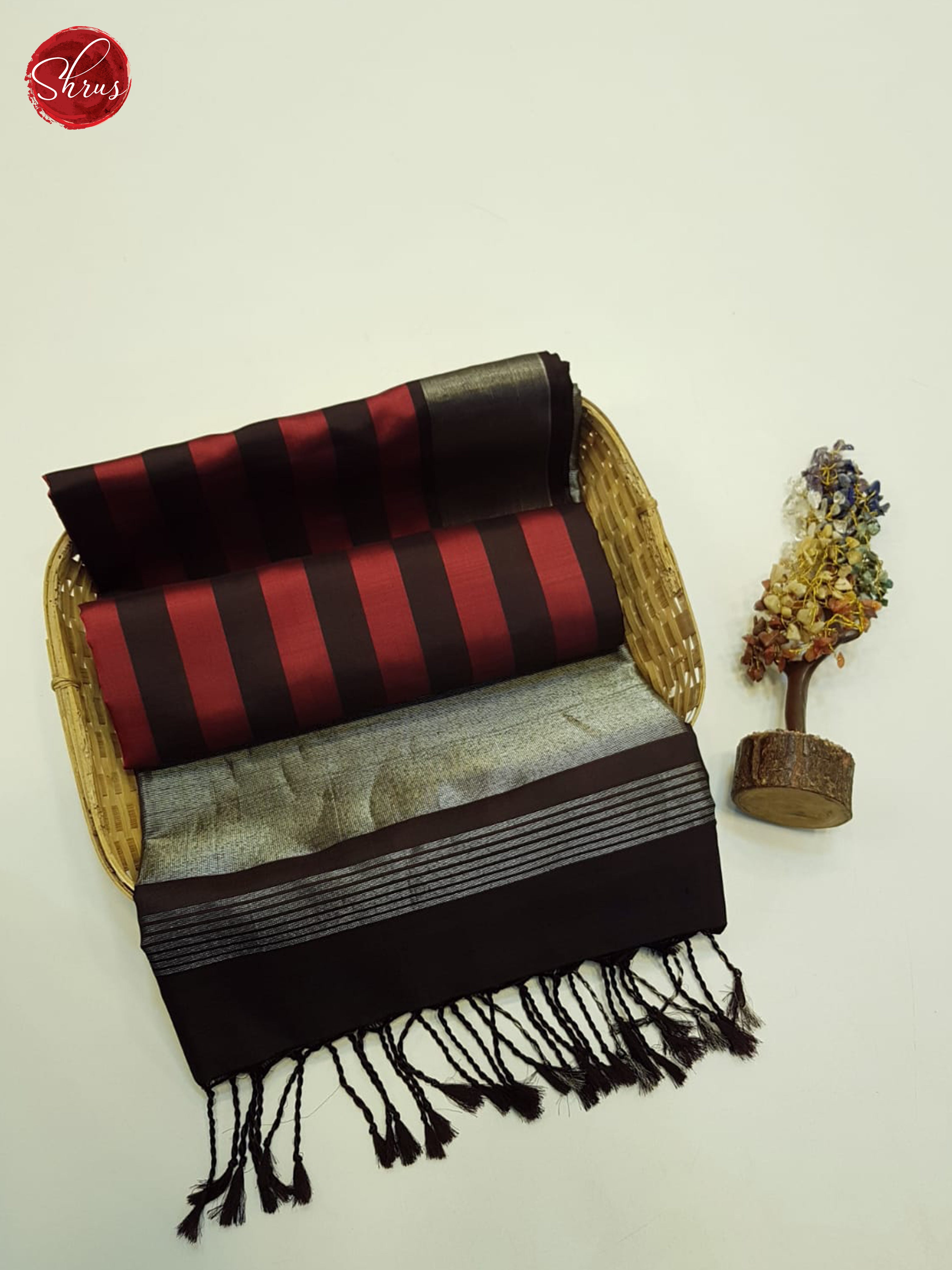 Brown And Red - Shop on ShrusEternity.com