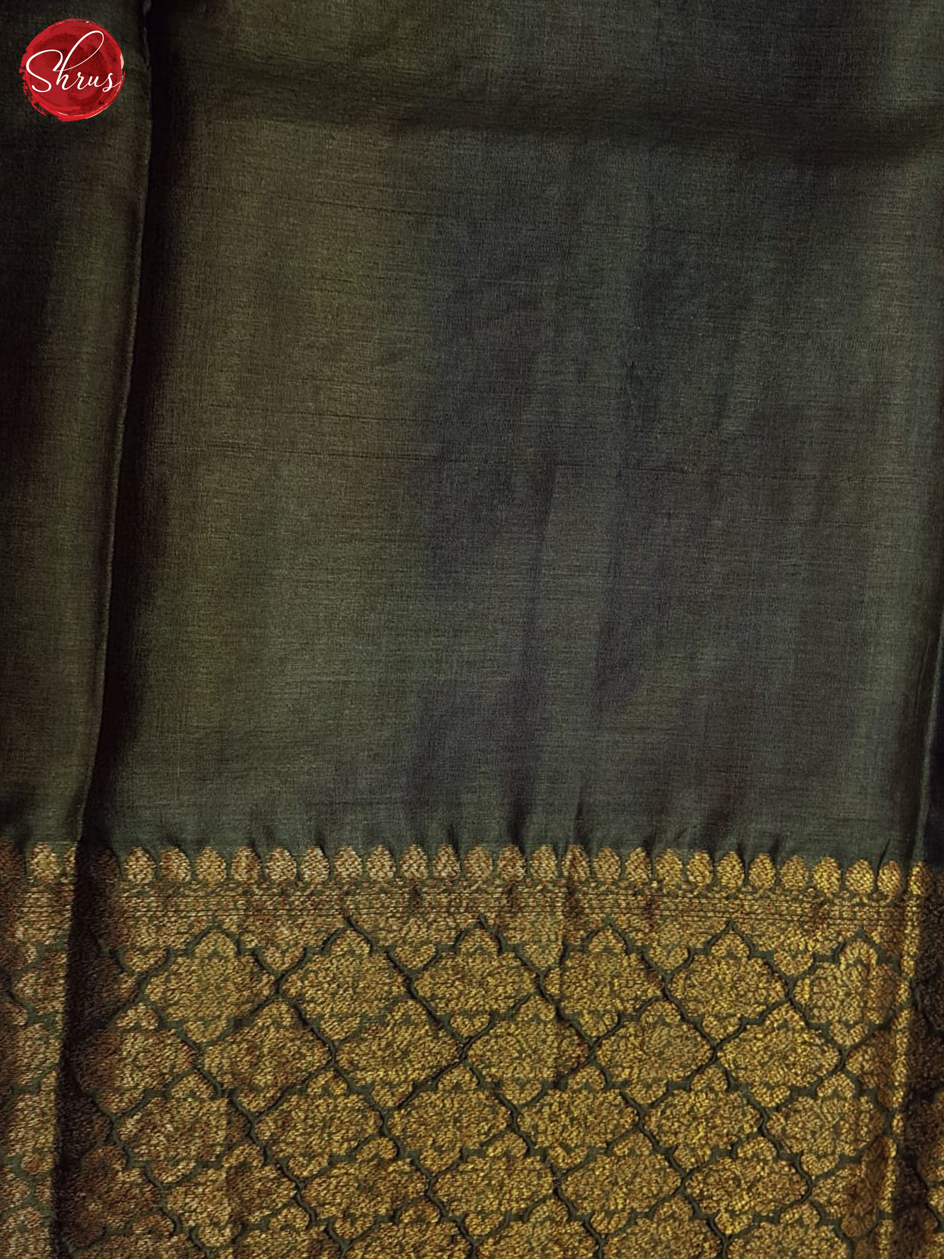 Red And Grey - Shop on ShrusEternity.com