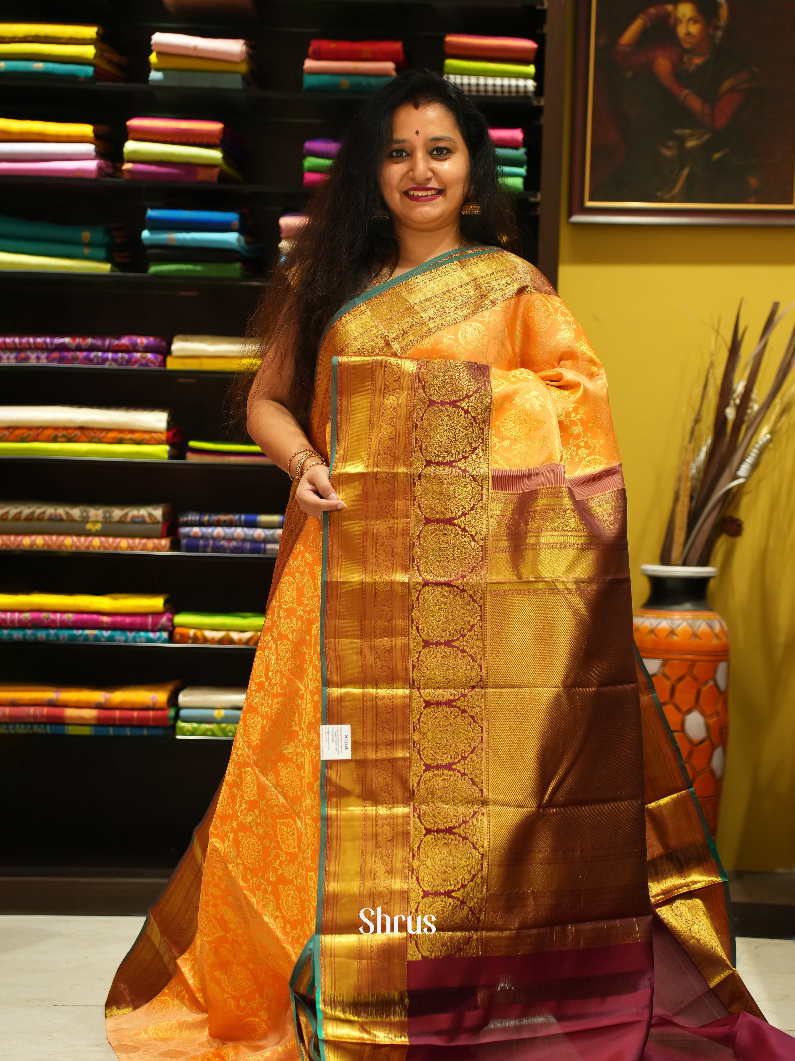 Peach & Maroon - Korvai Kanchipuram Silk with zari woven floral jaal motifs on the body & Zari Border - Shop on ShrusEternity.com
