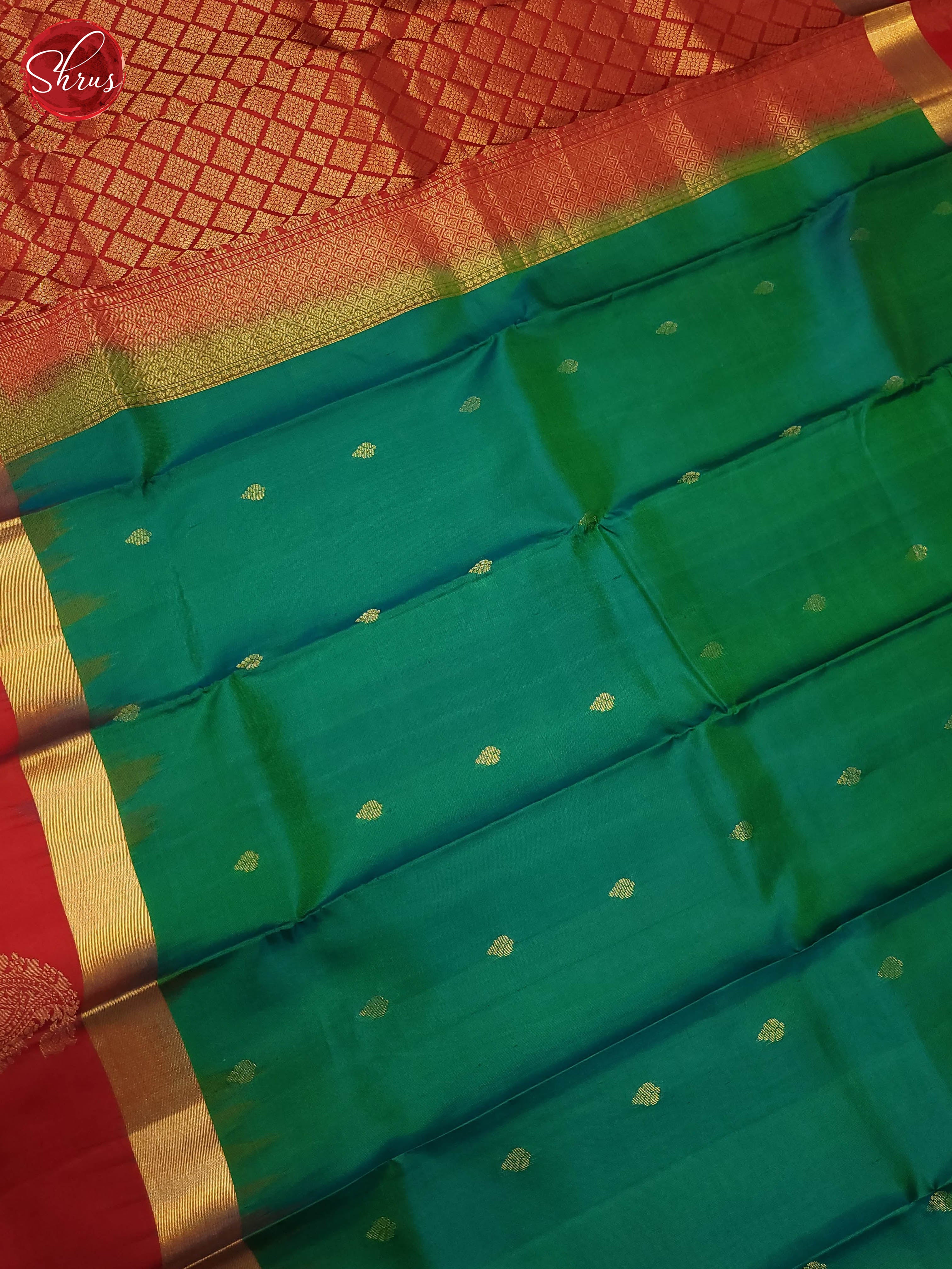 Green and Red - Shop on ShrusEternity.com