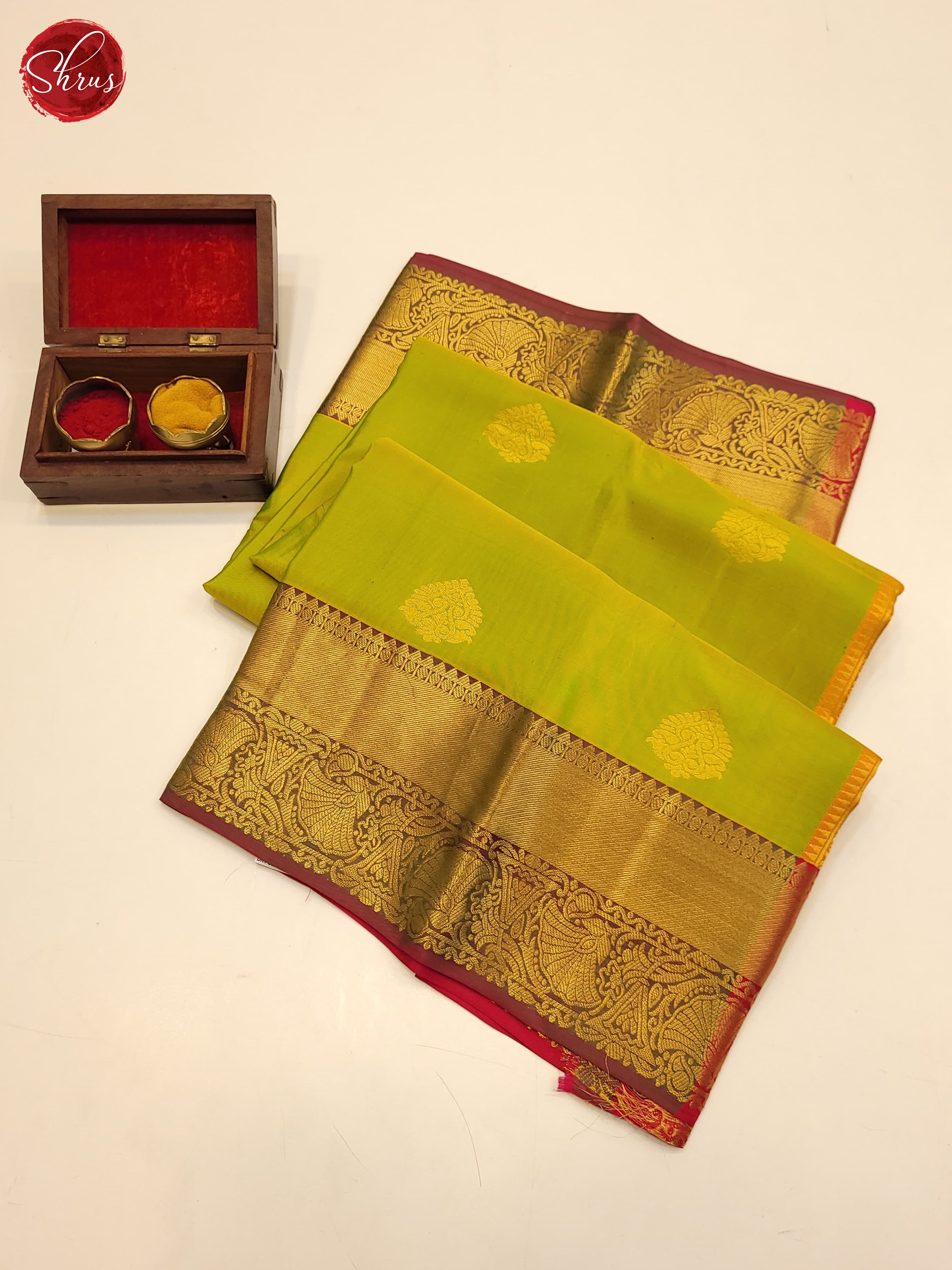 BYS17206 - Shop on ShrusEternity.com