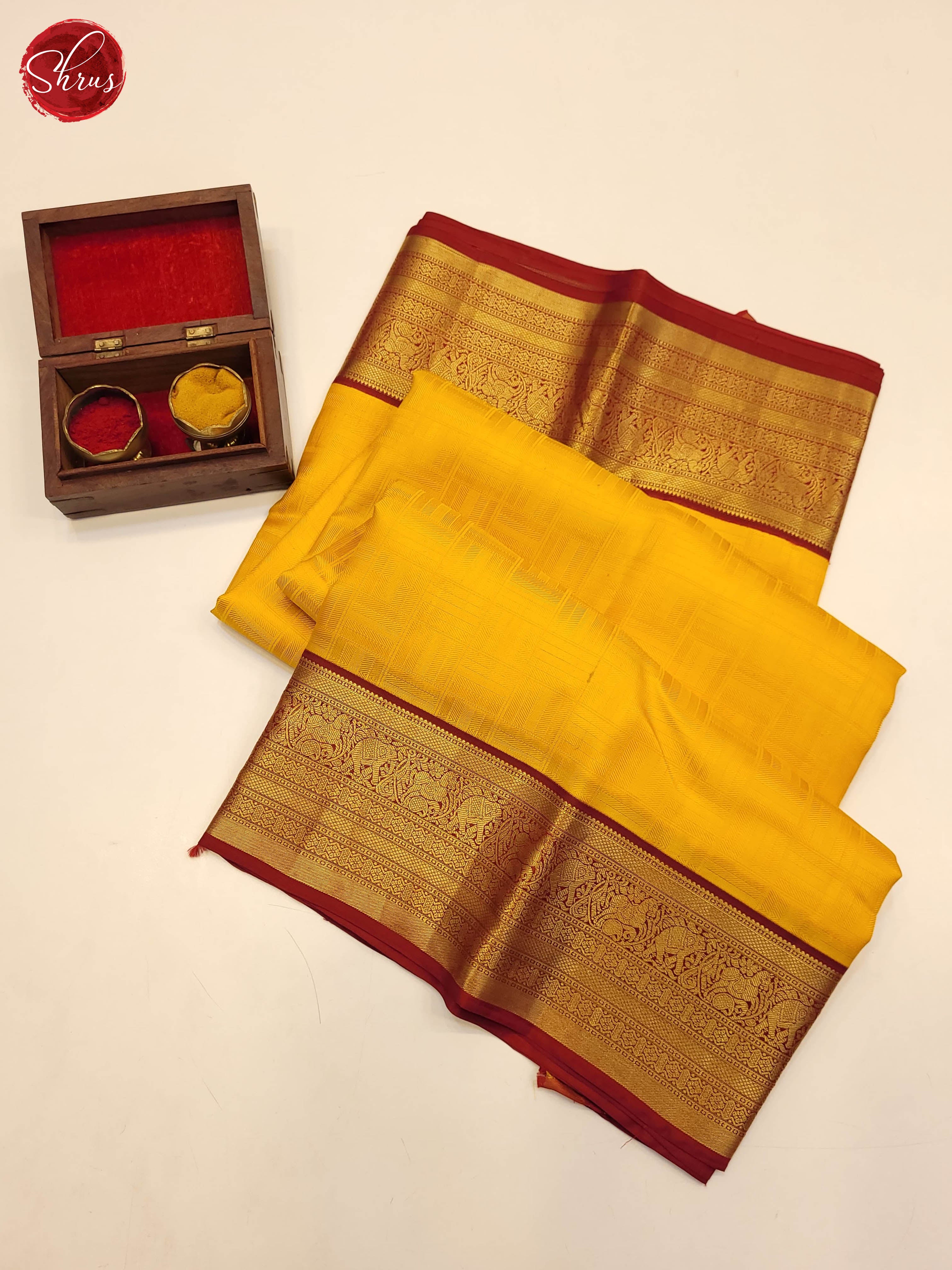 Yellow and maroon - Shop on ShrusEternity.com