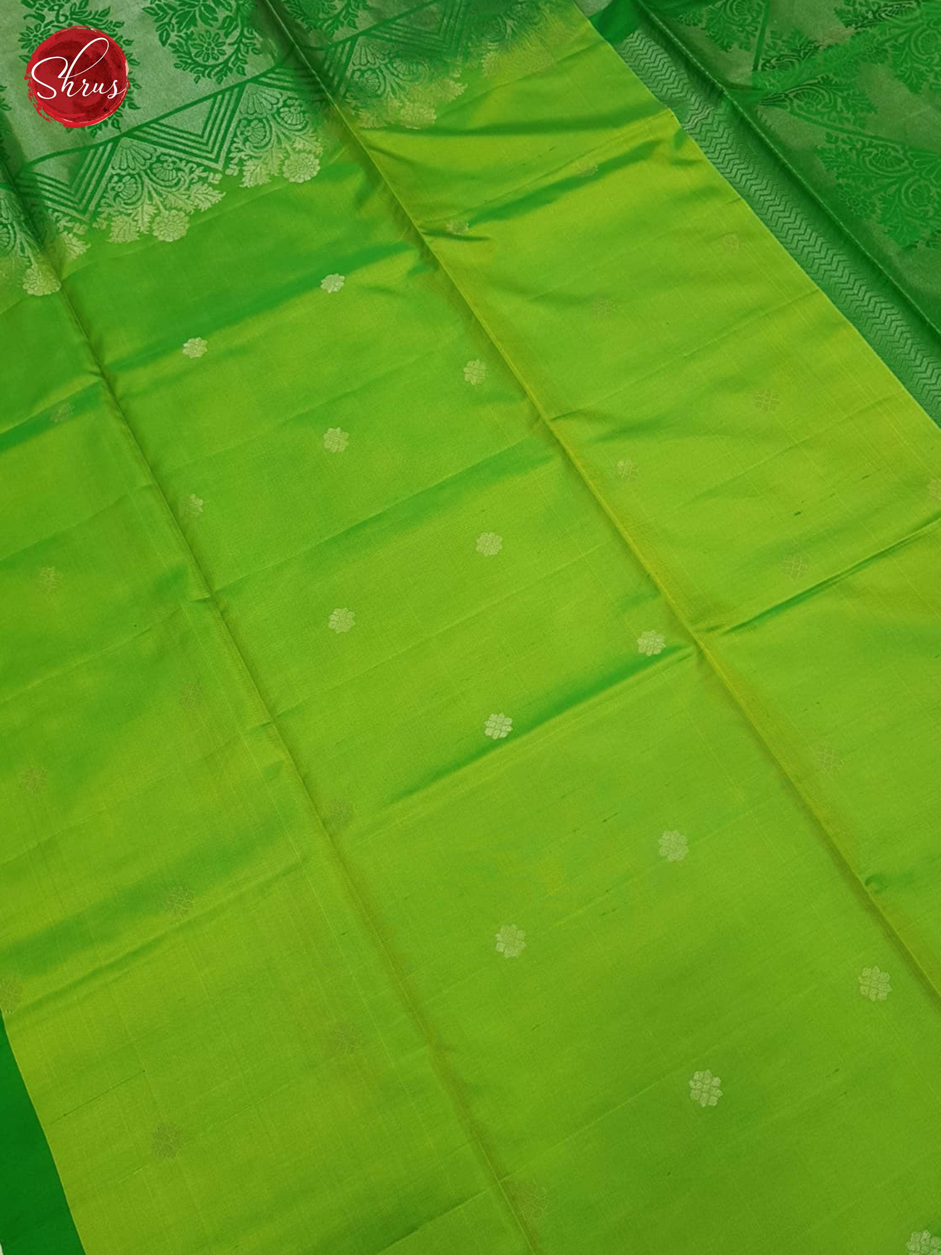 Leaf Green And Green - Shop on ShrusEternity.com