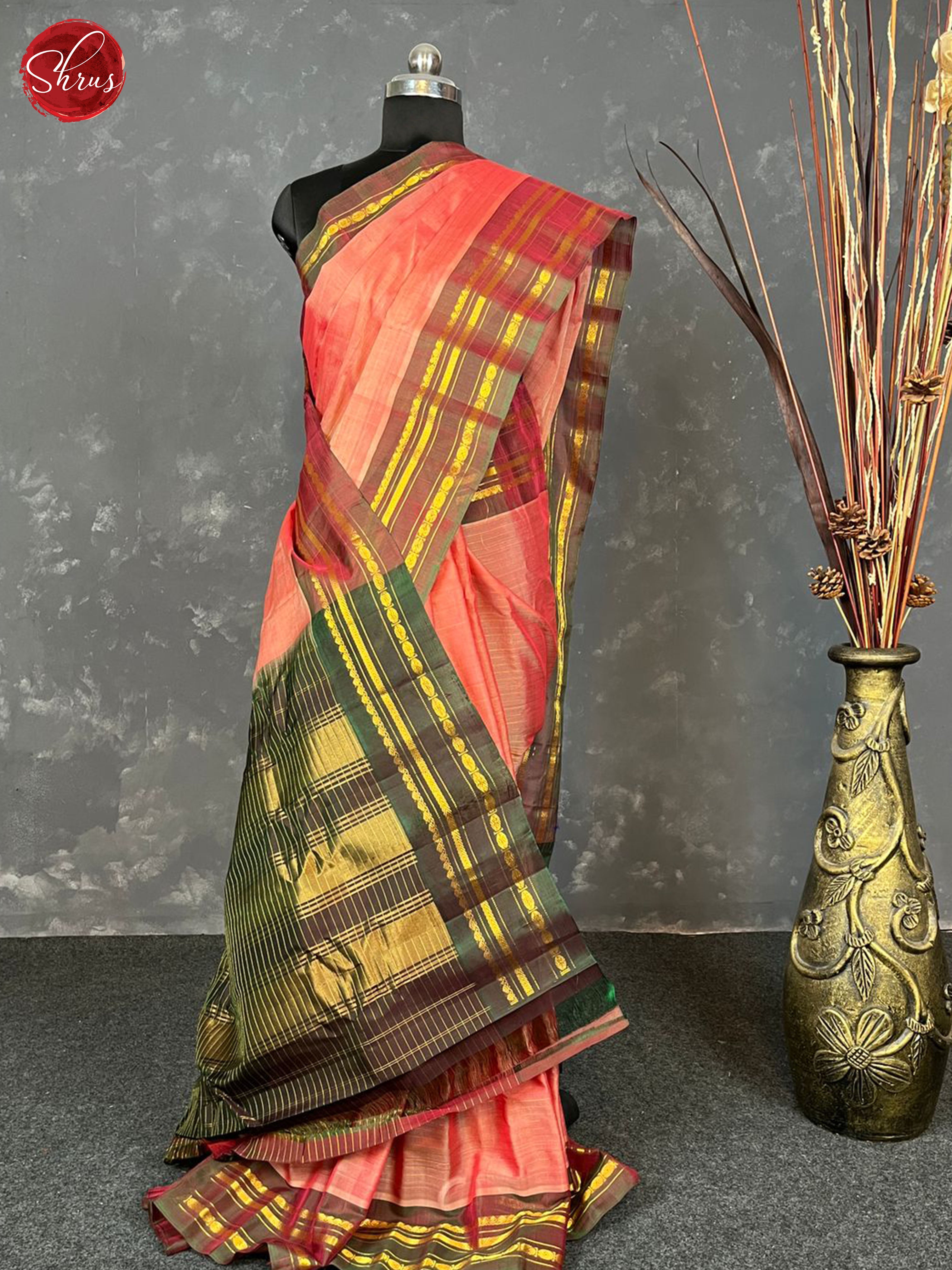 BES31548 - Gadwal Silk Cotton Saree - Shop on ShrusEternity.com