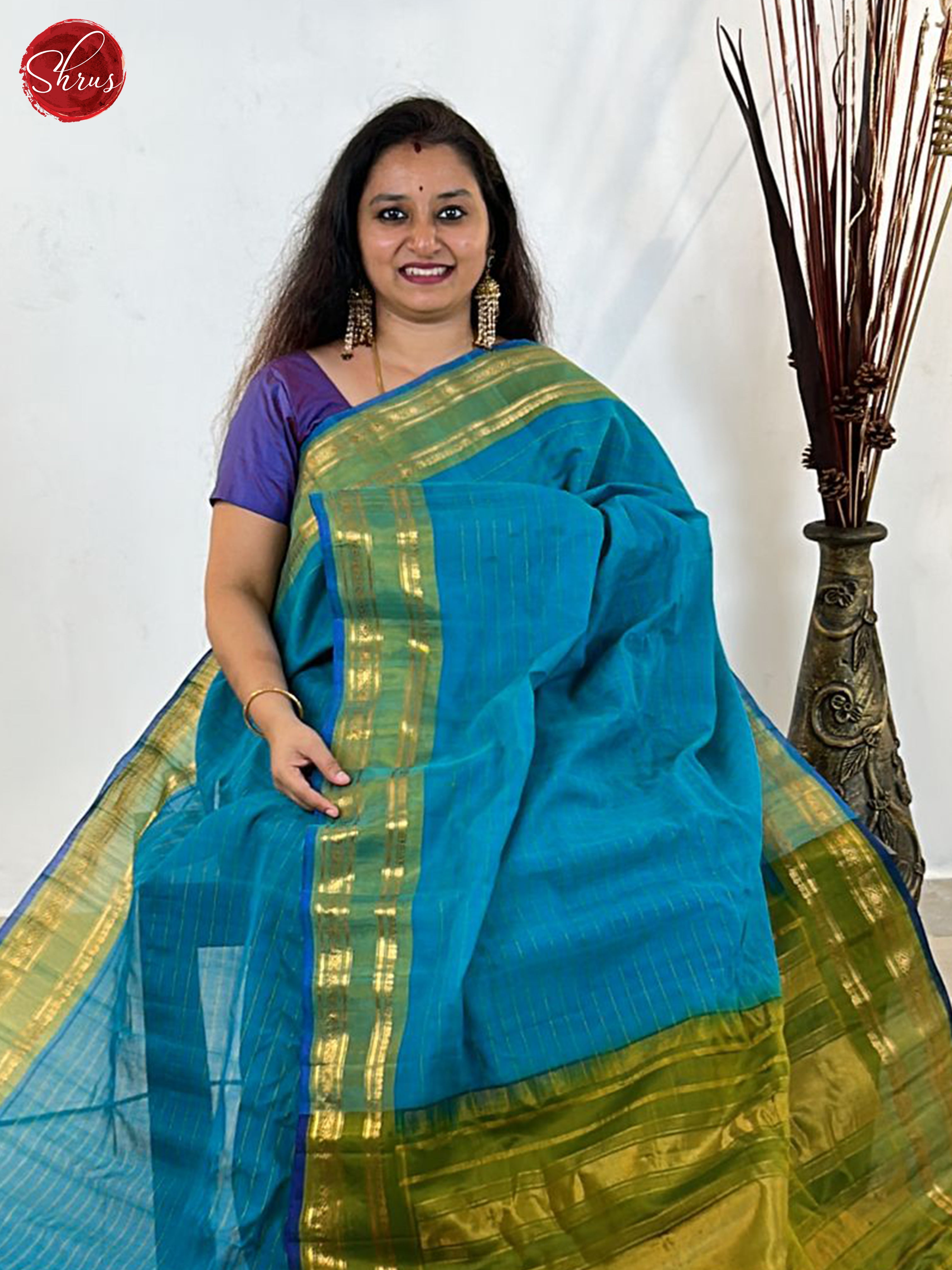 Blue & Manthulir Green - Gadwal Silk Cotton Saree - Shop on ShrusEternity.com