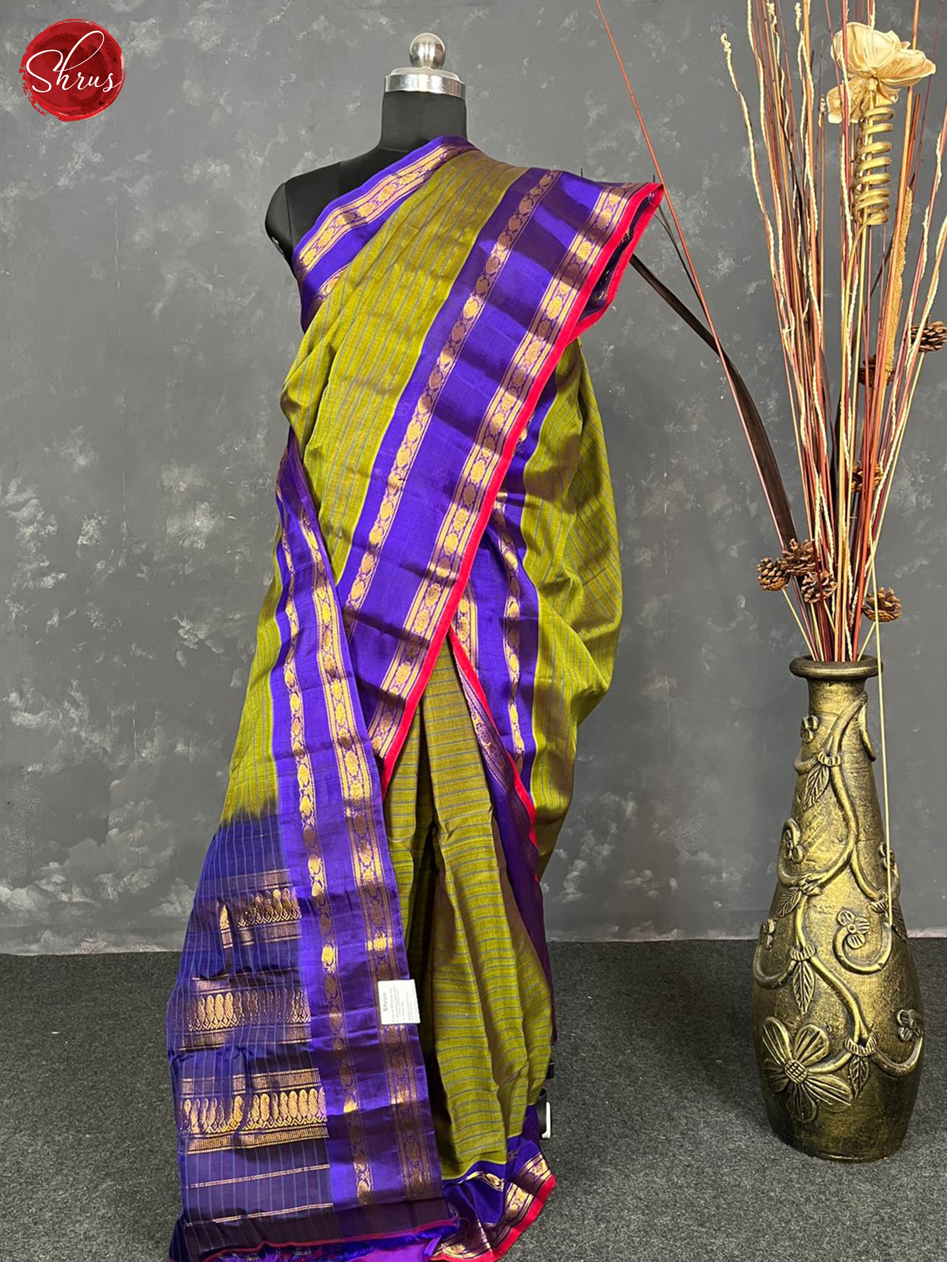 BES31589 - Gadwal Silk Cotton Saree - Shop on ShrusEternity.com