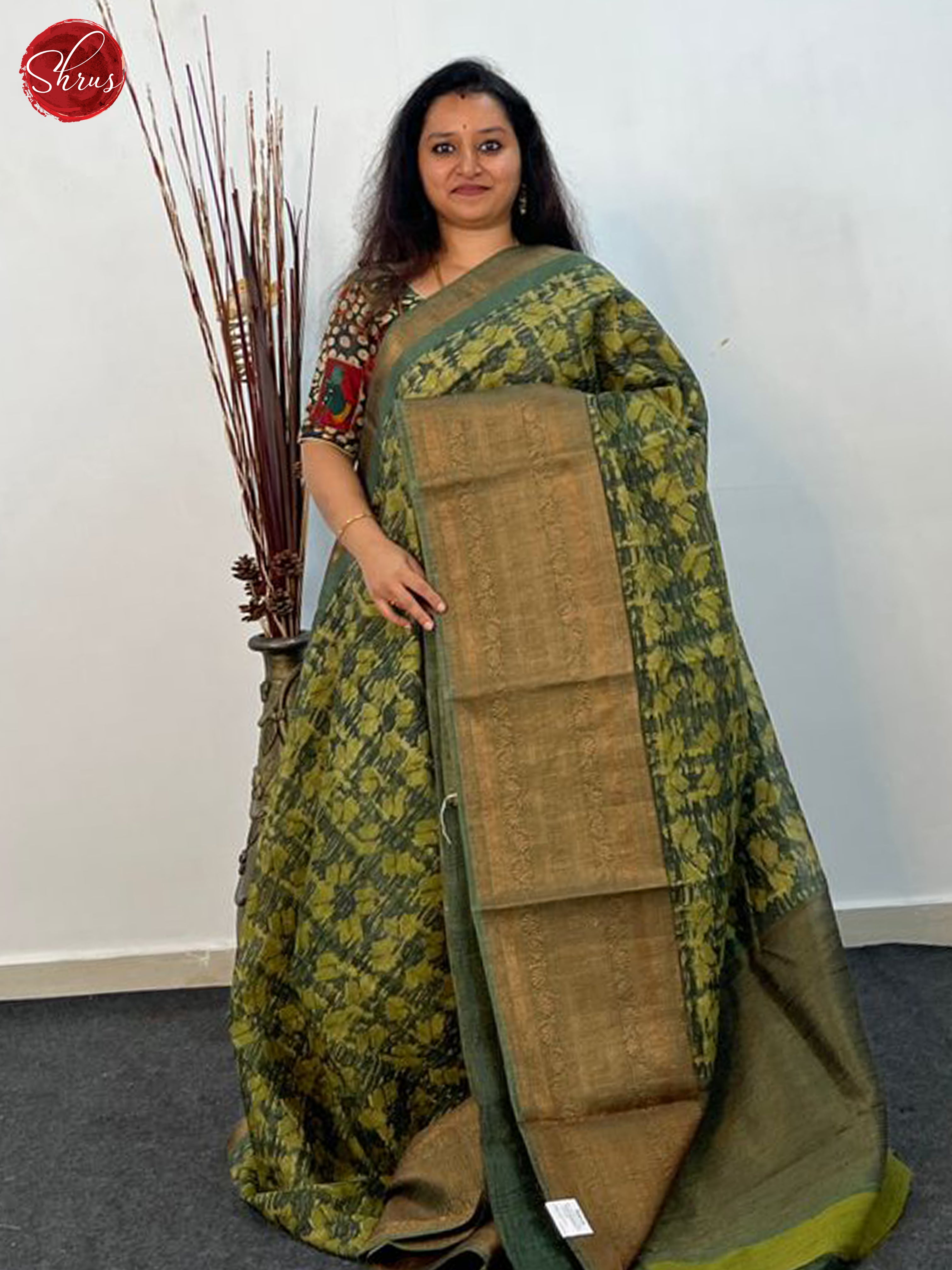 Green(Single Tone) - Linen Saree - Shop on ShrusEternity.com