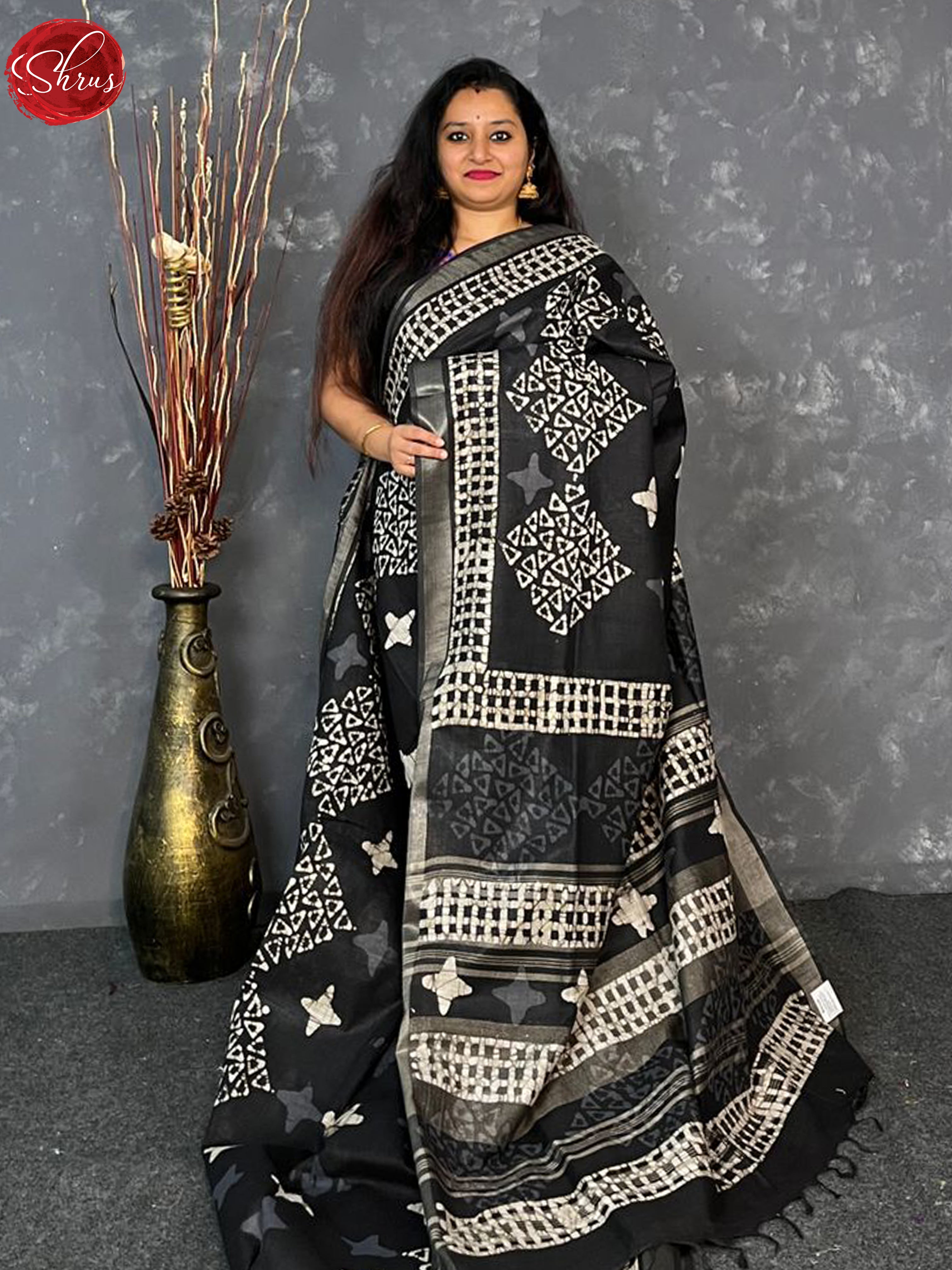 Black(Single Tone)- Linen Cotton Saree - Shop on ShrusEternity.com