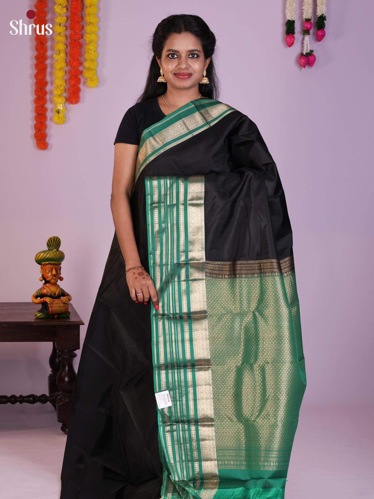Buy Mystique Black Kanchipuram Silk Saree With Emerald Green Striped Zari Border & Brocade Pallu
