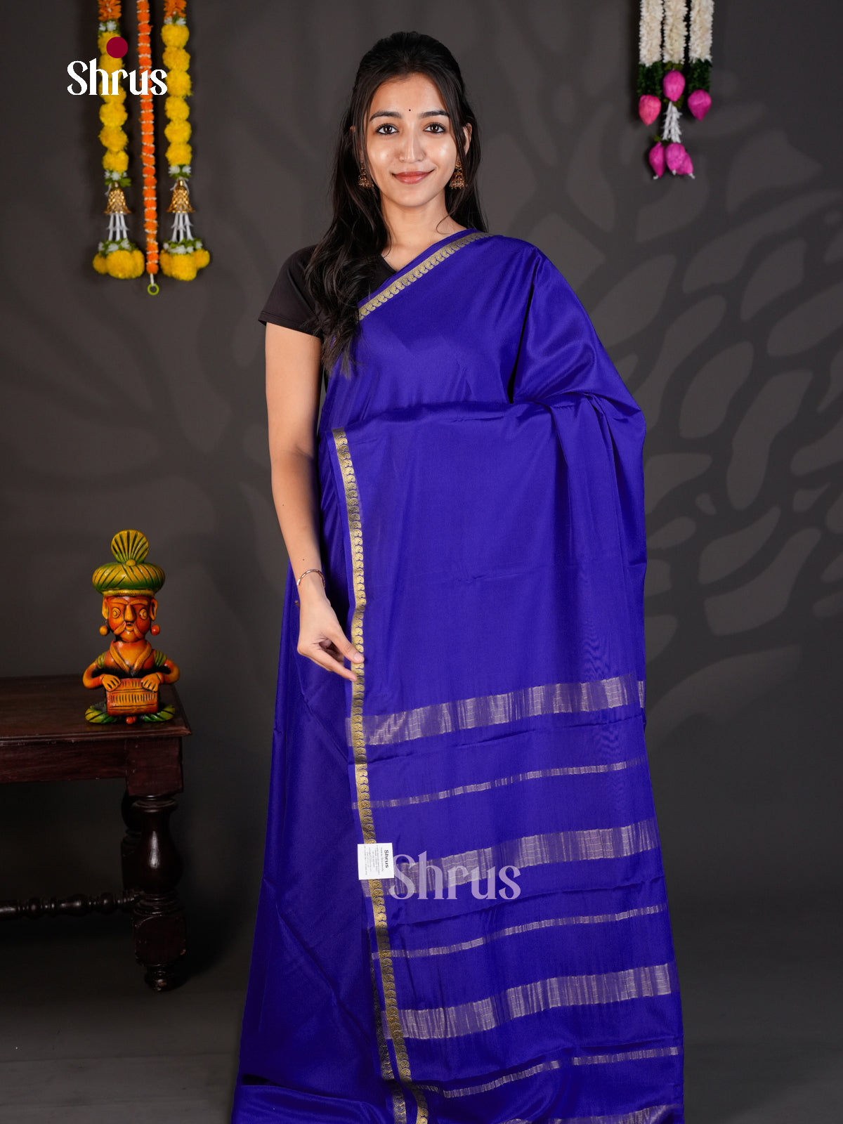Buy Exquisite Blue Mysore Silk Saree With Zari Border With Mango Motifs & Chit Pallu