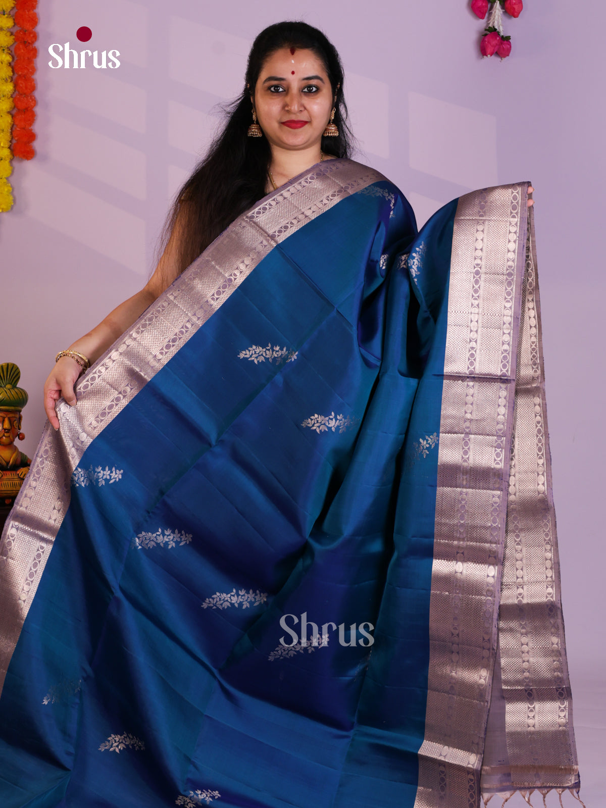 Buy Vibrant Blue Pure Soft Silk Saree with Silver Zari Floral Sprays & Lavender Brocade Pallu