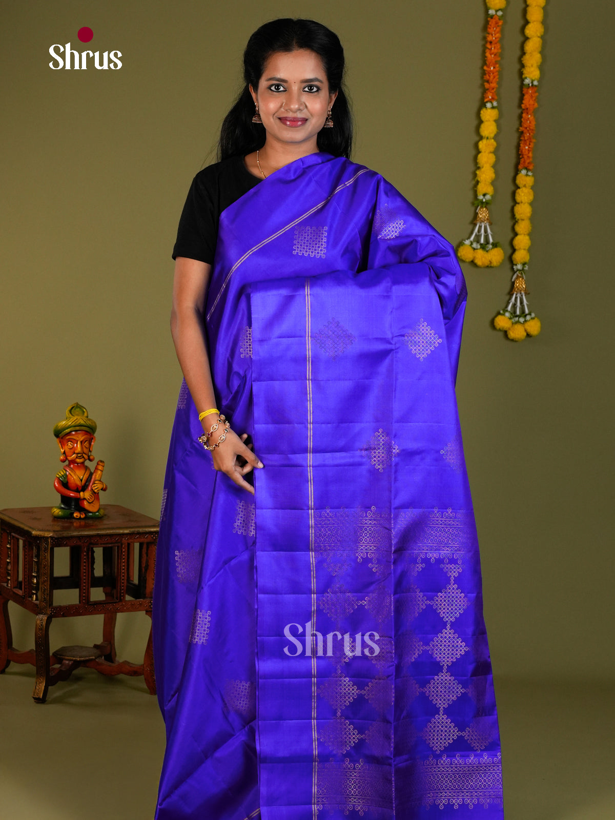 Buy Vibrant Blue Soft Silk Saree with Zari Kolam Motifs, Plain Border & Brocade Pallu