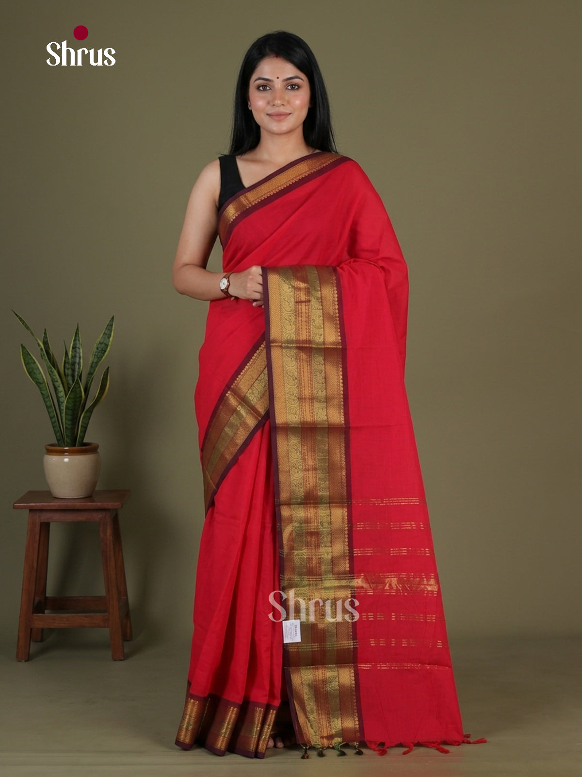 Bright Red Chettinad Cotton Saree With Maroon Zari Border & Traditional pallu