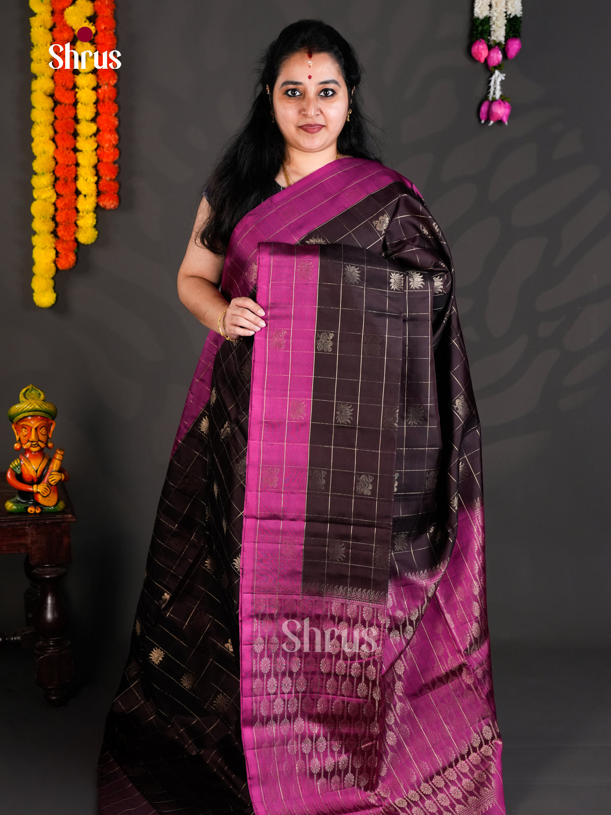 Buy Elegant Brown Soft Silk Saree with Zari Checks, Buttas & Magenta Brocade Pallu